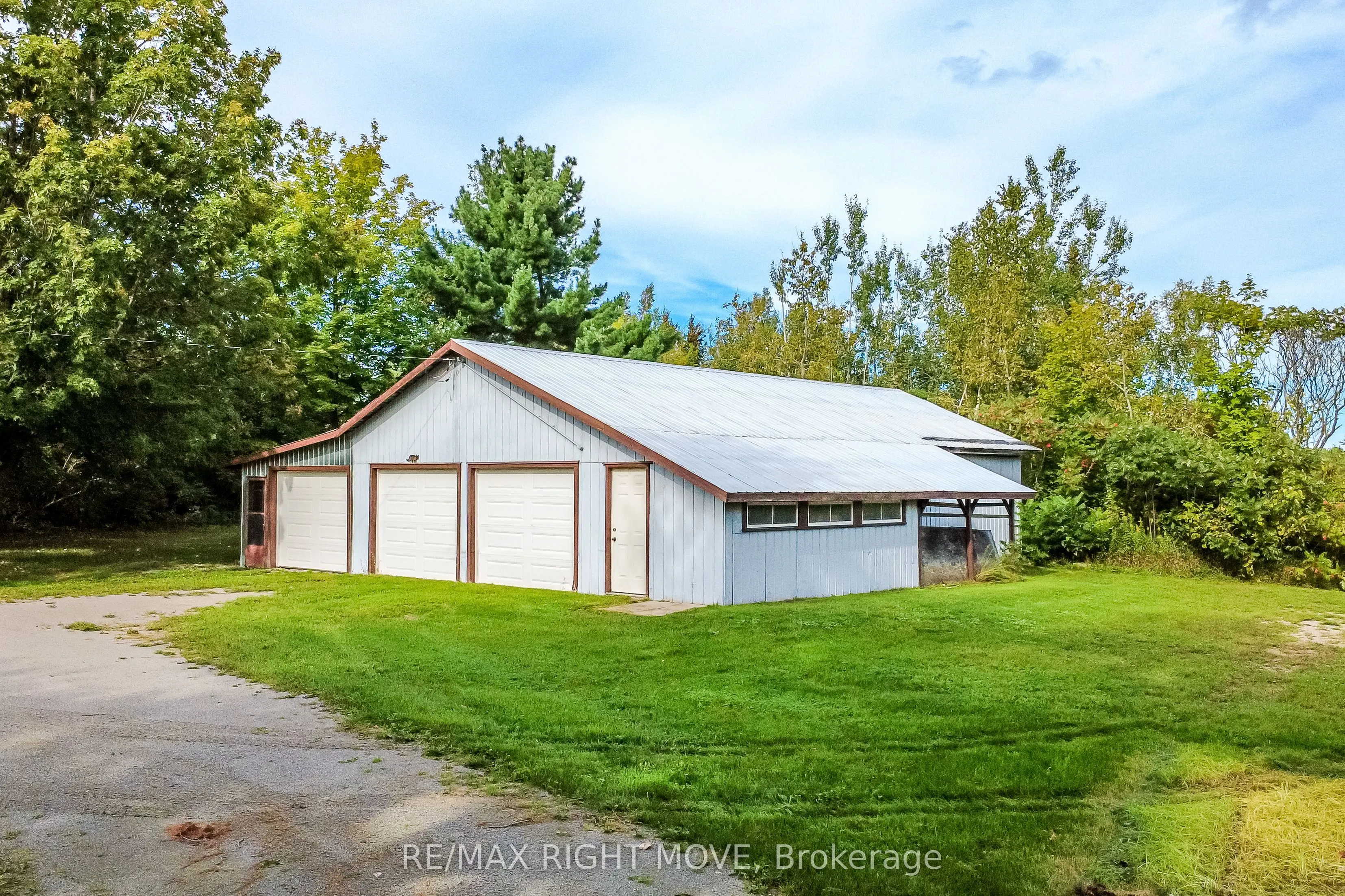 574 Lake Dalrymple Road