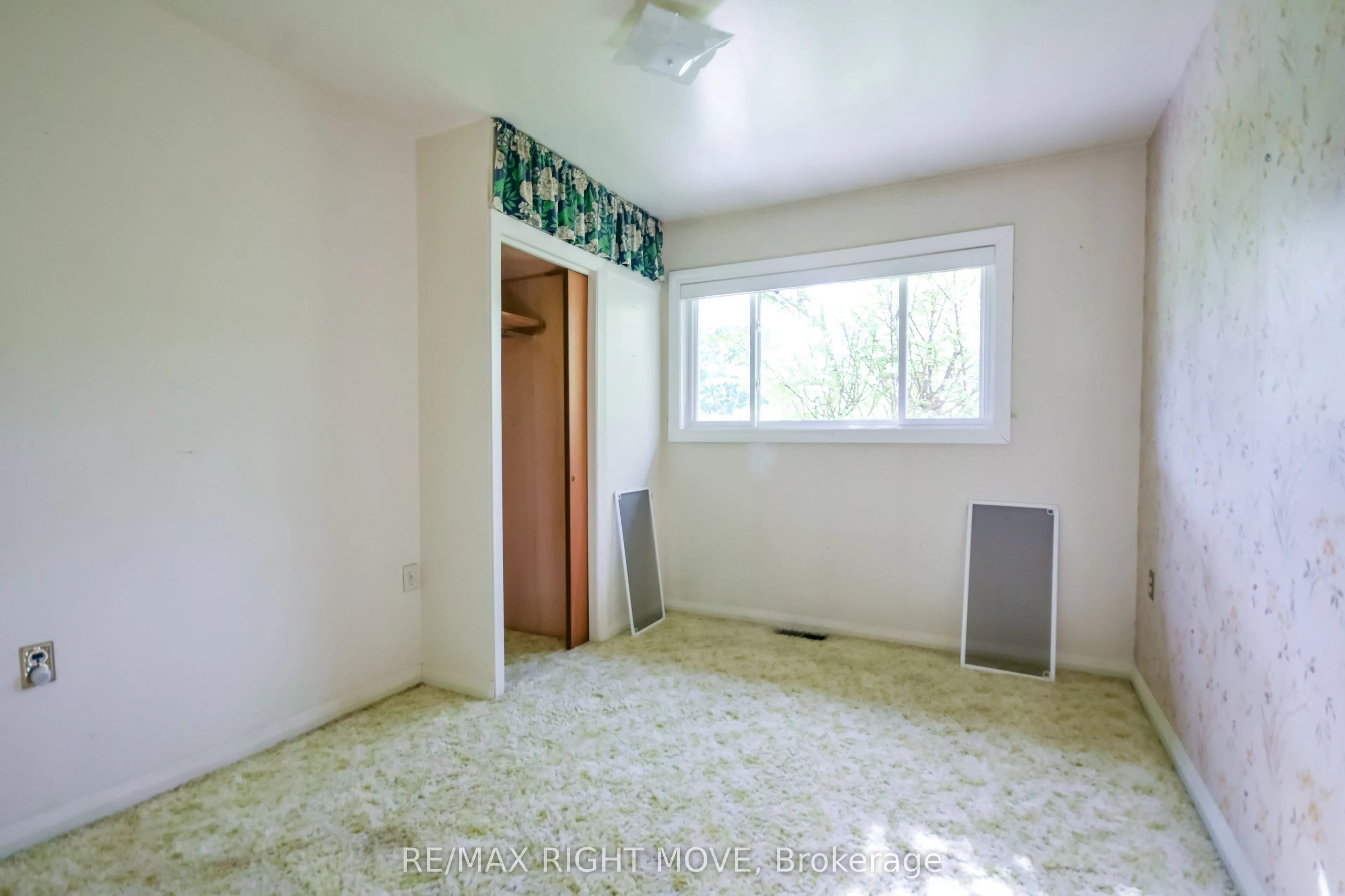 574 Lake Dalrymple Road
