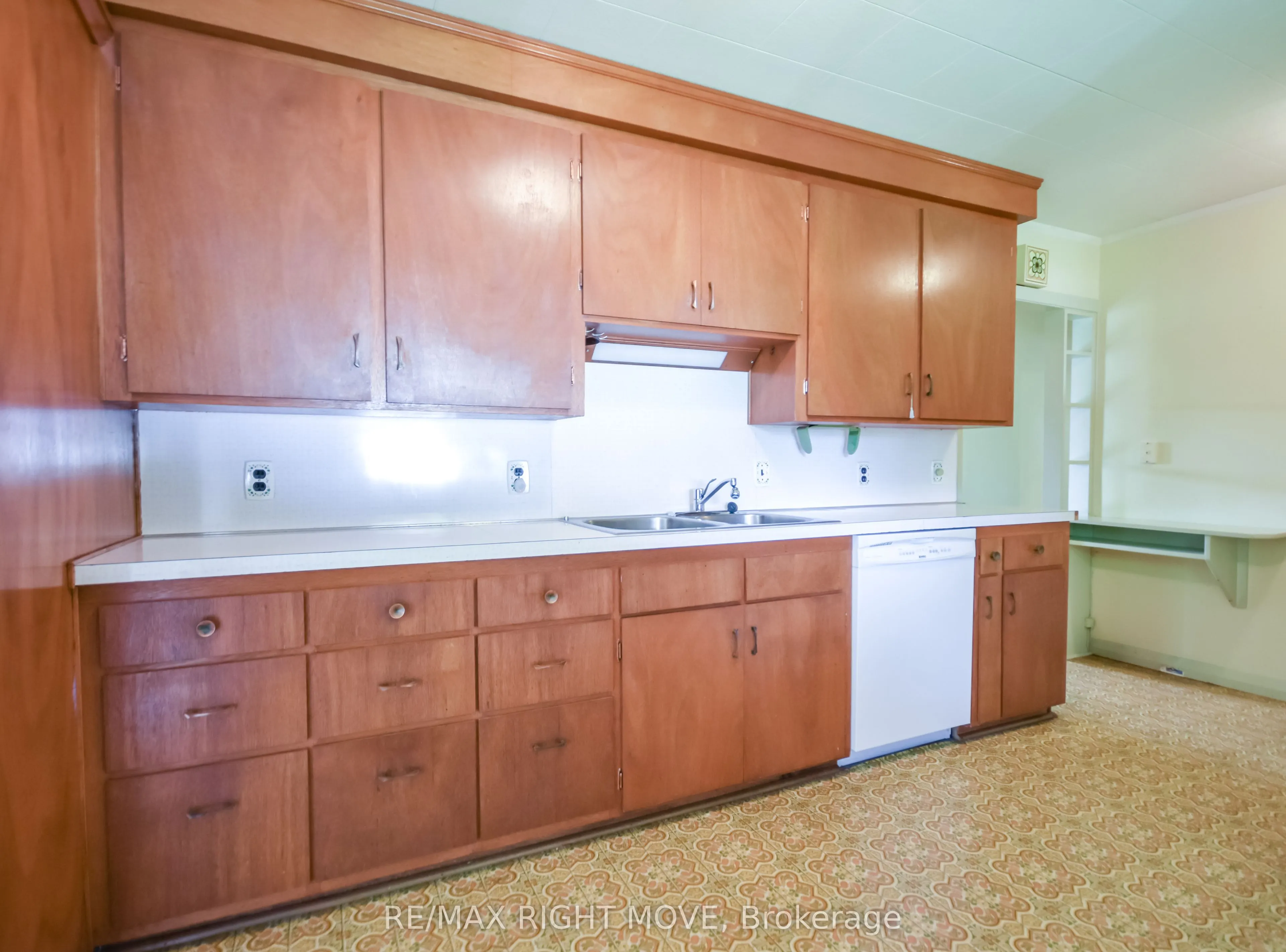 574 Lake Dalrymple Road