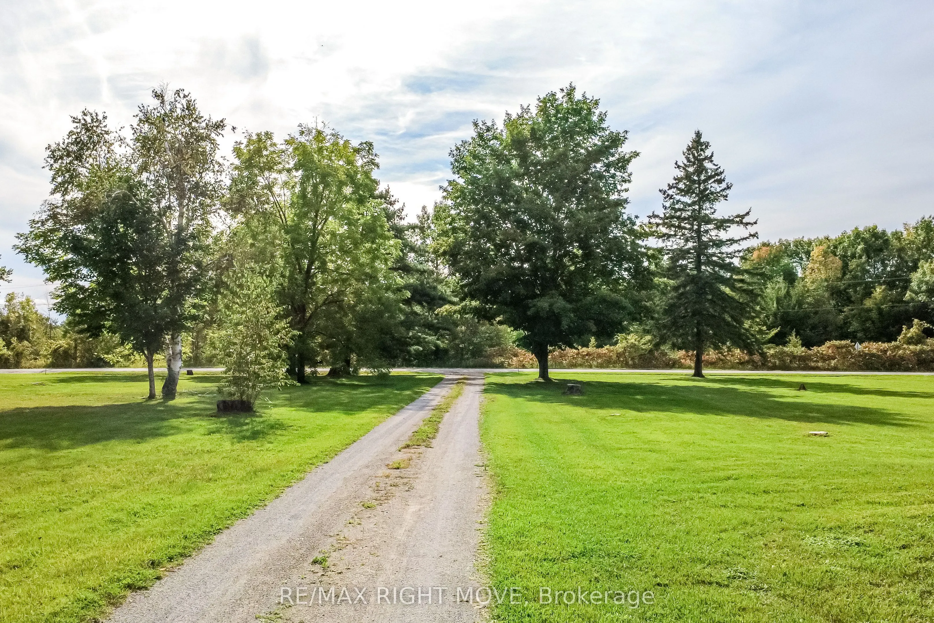 574 Lake Dalrymple Road
