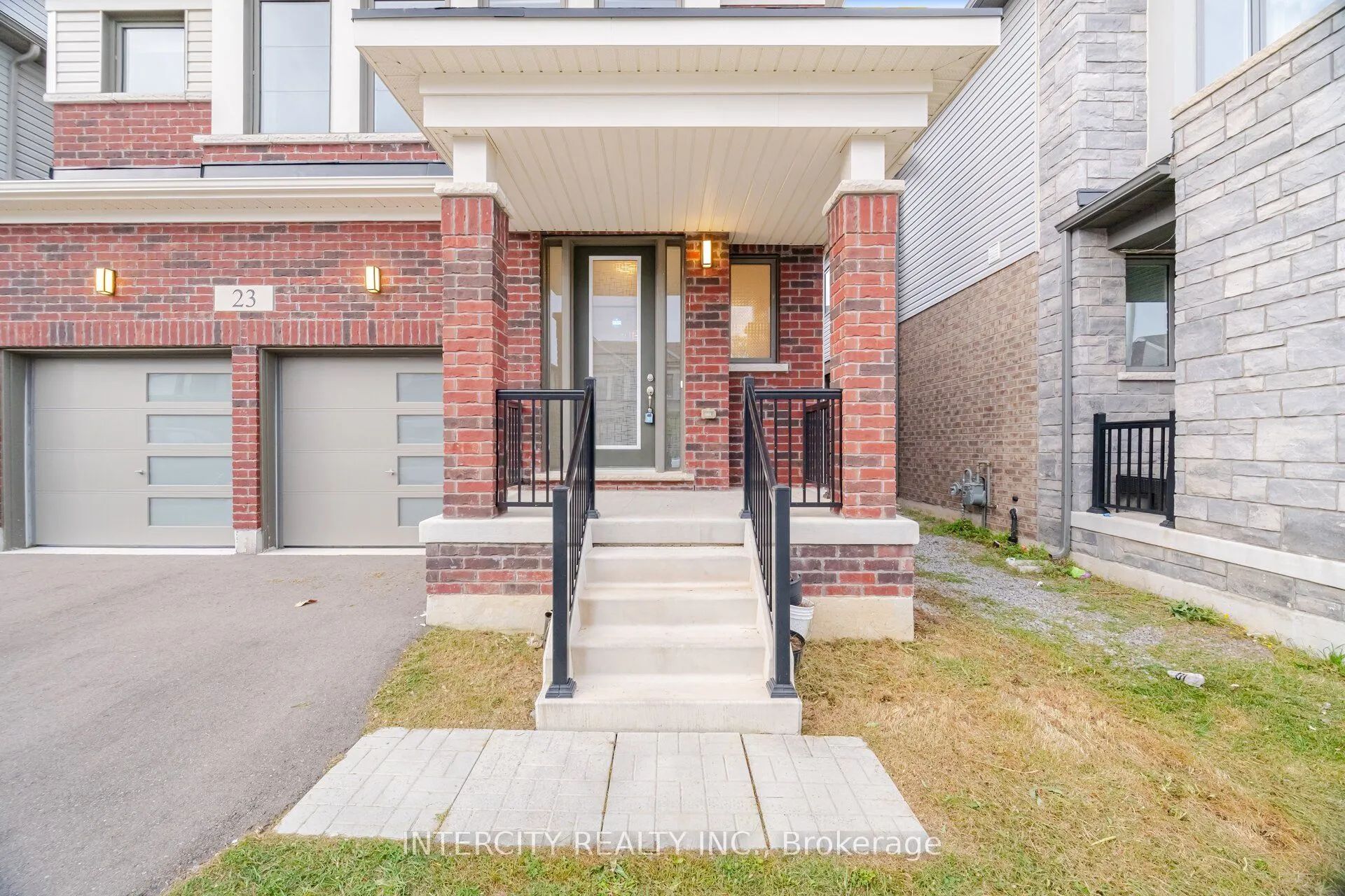 23 Weylie Street