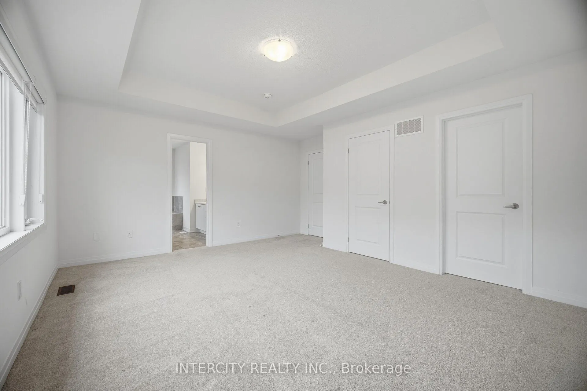 23 Weylie Street