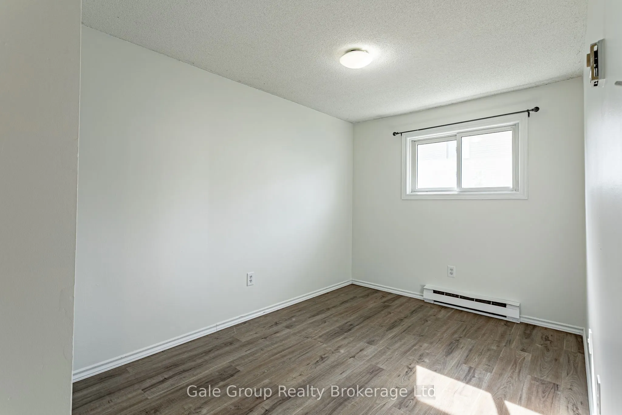 370 Springbank Avenue #4
