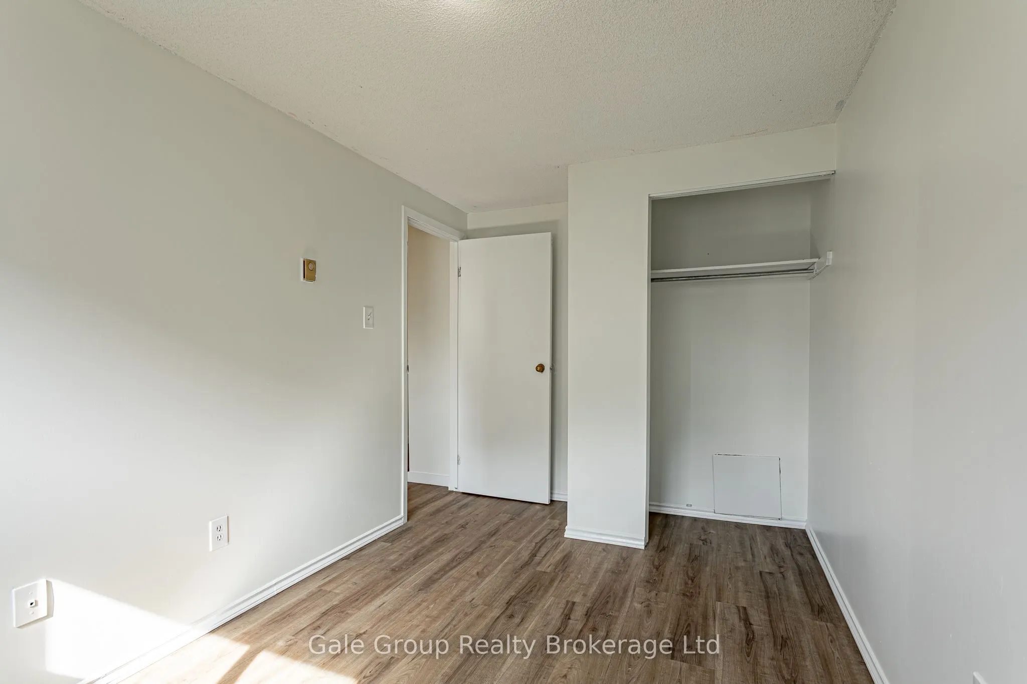 370 Springbank Avenue #4
