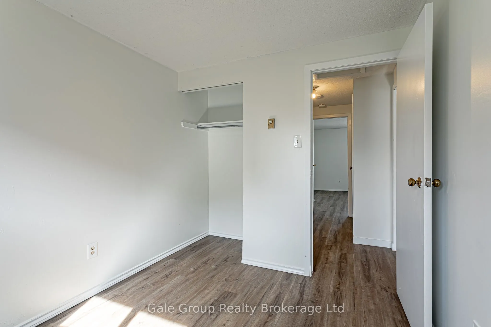 370 Springbank Avenue #4