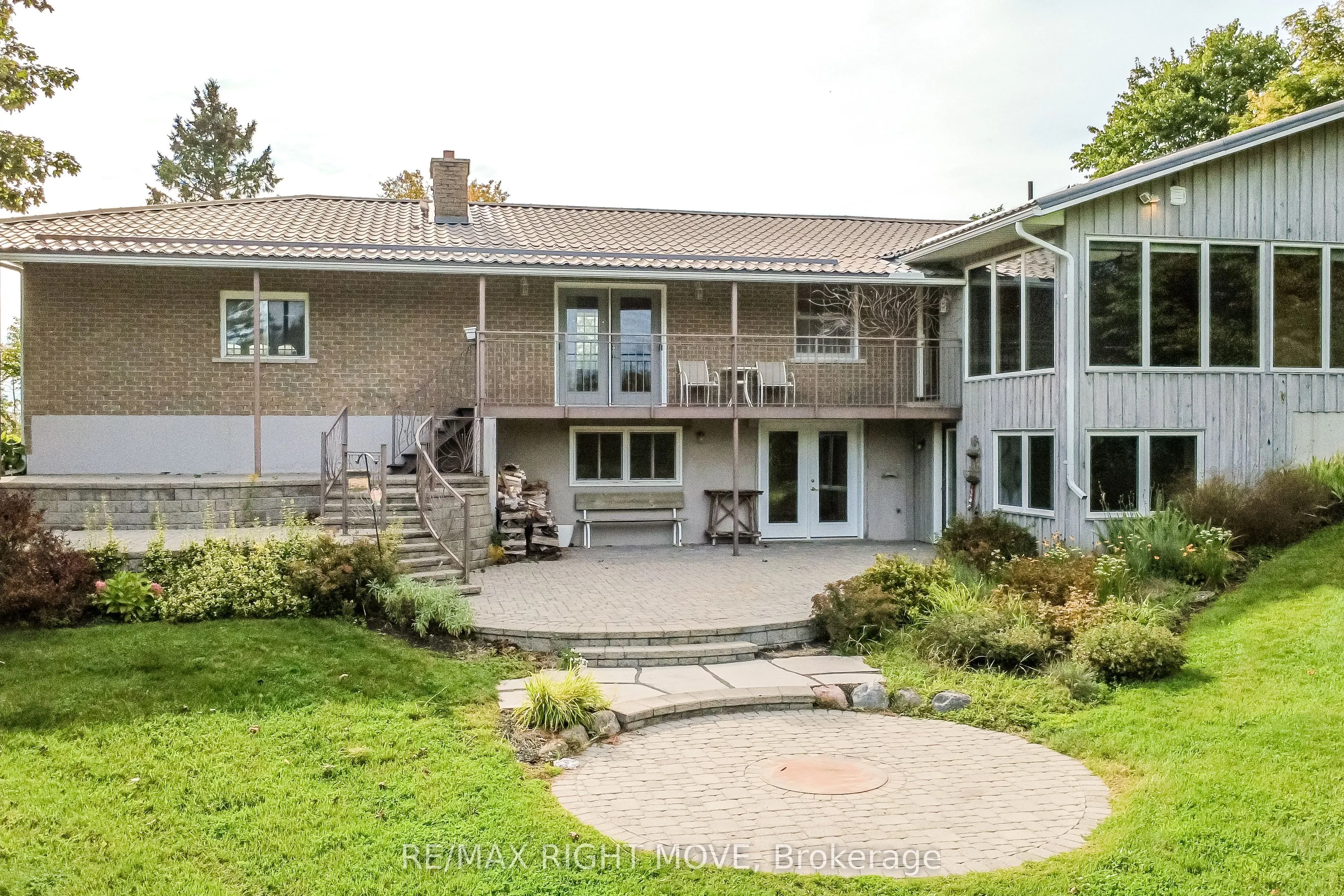 570 Lake Dalrymple Road