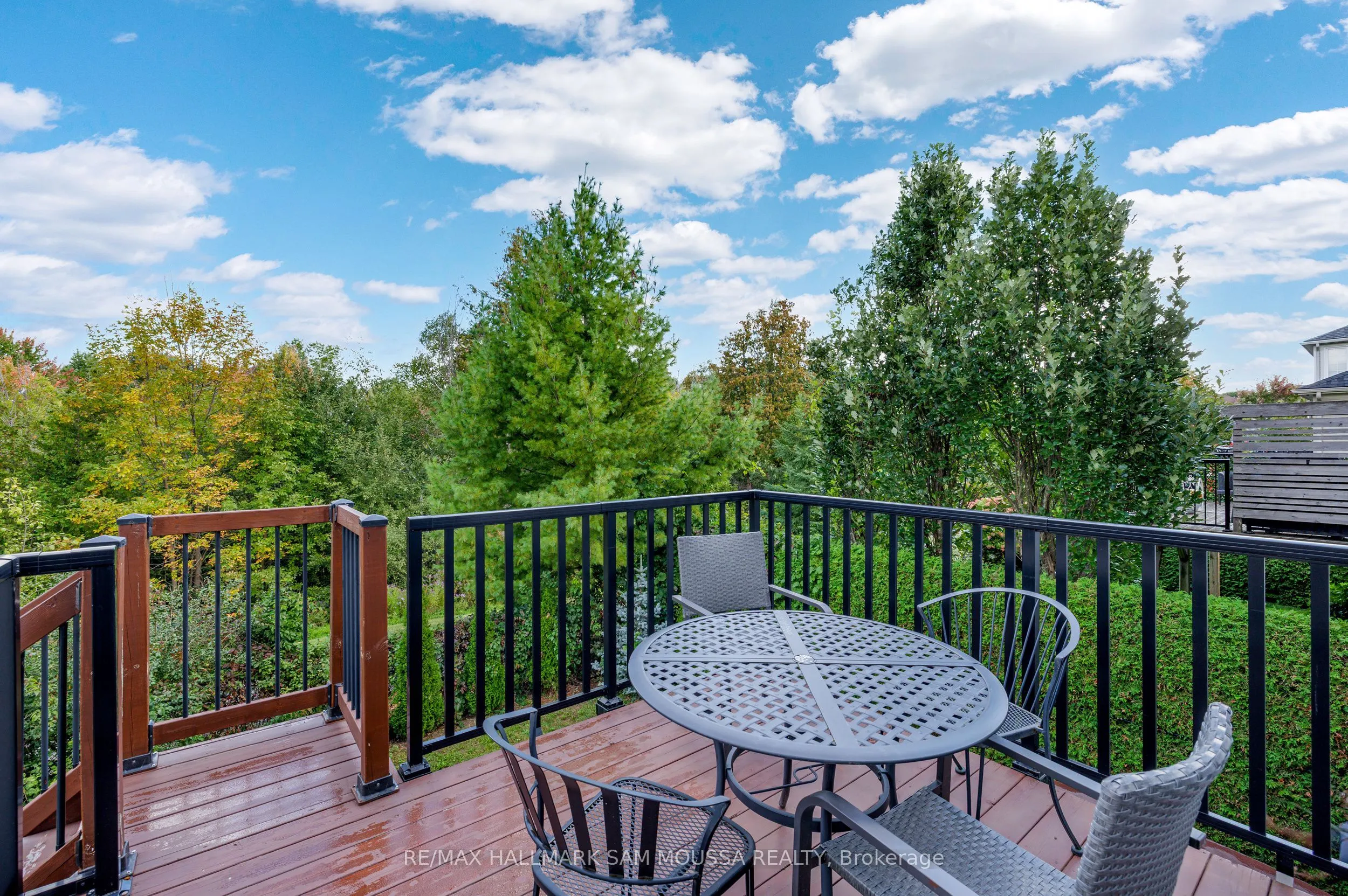 531 Dalewood Crescent