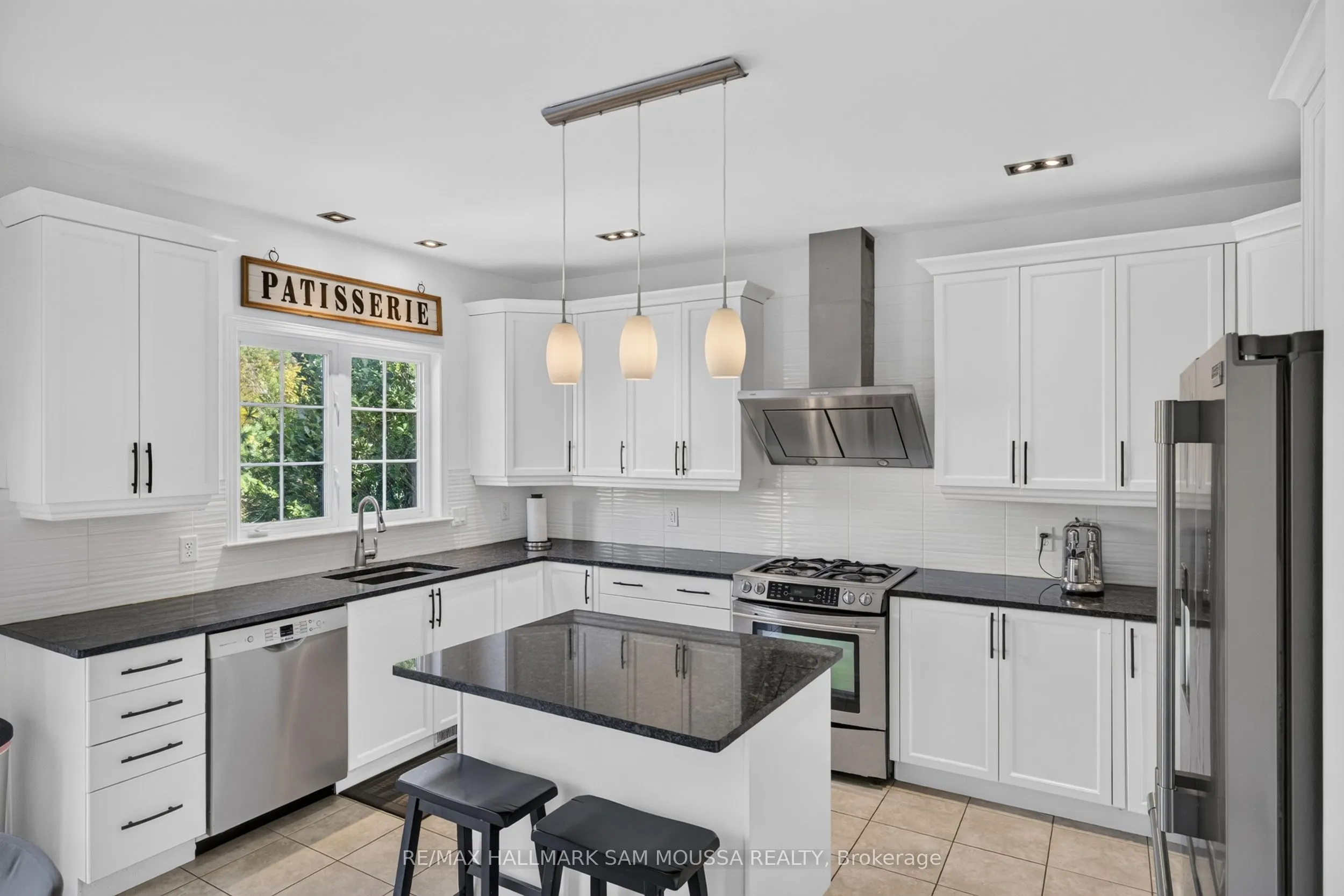 531 Dalewood Crescent