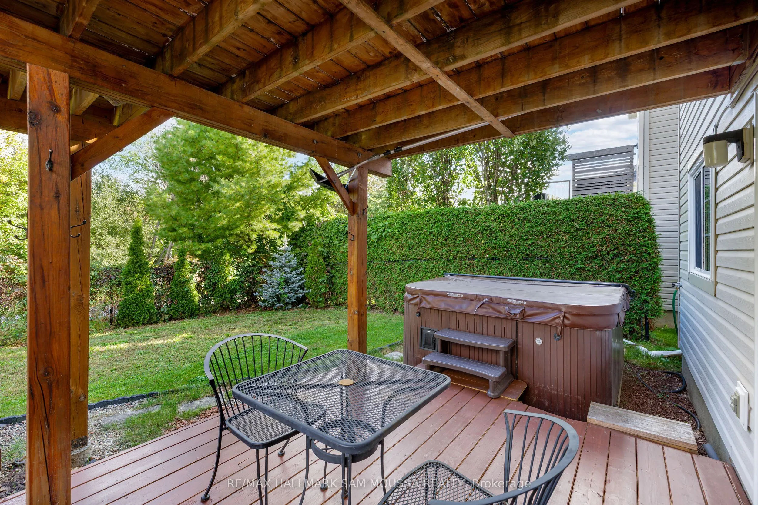 531 Dalewood Crescent