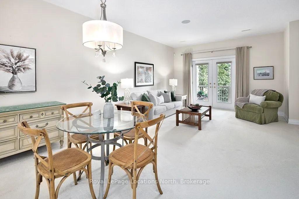 25 Beaver Street S #102