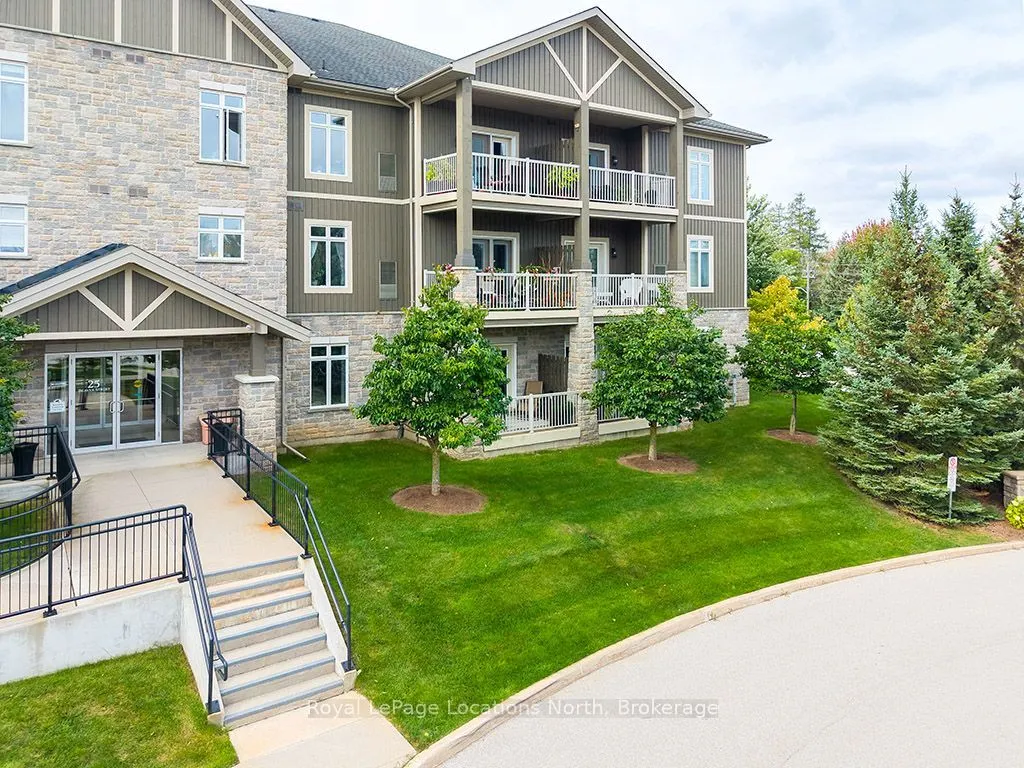 25 Beaver Street S #102