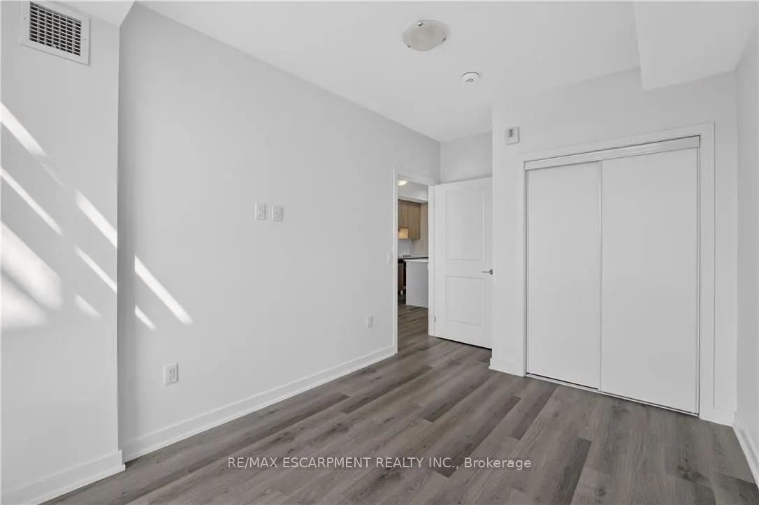 461 Green Road #427