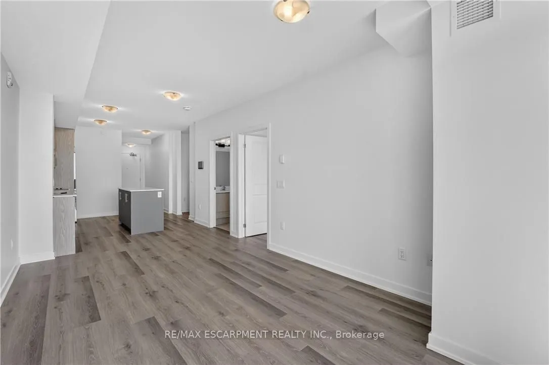 461 Green Road #427