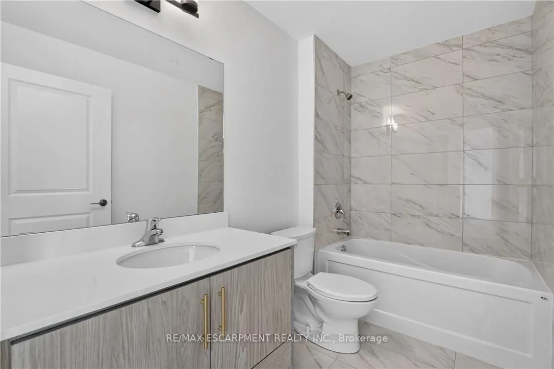 461 Green Road #427