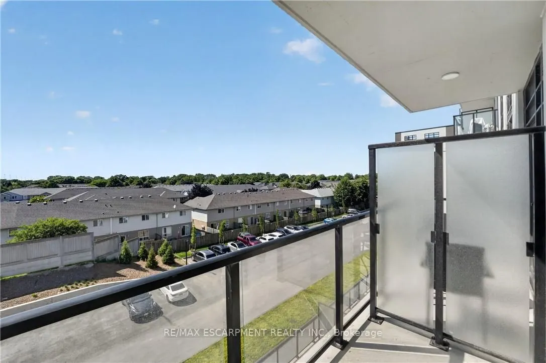 461 Green Road #427