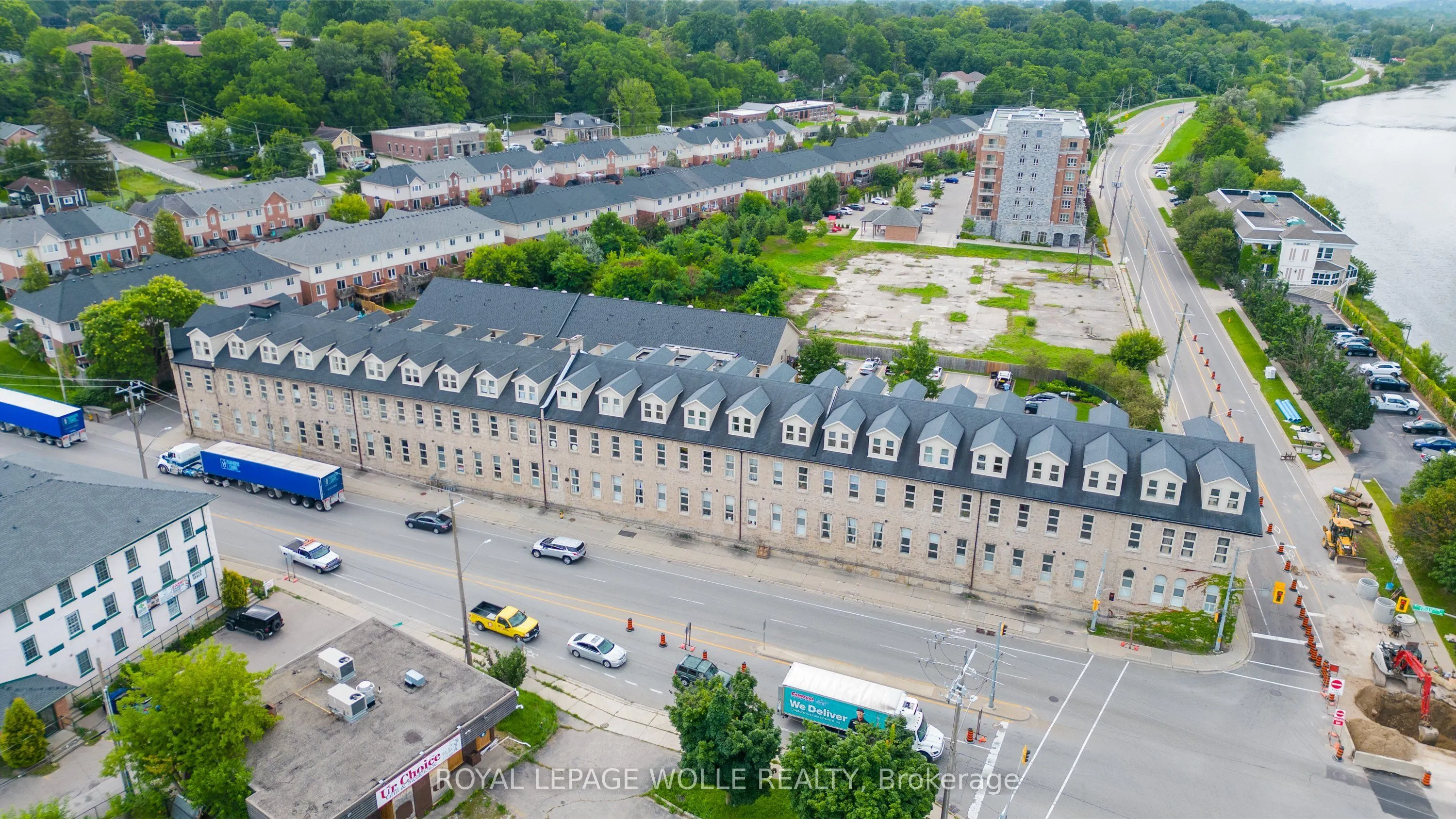 25 Concession Street #110