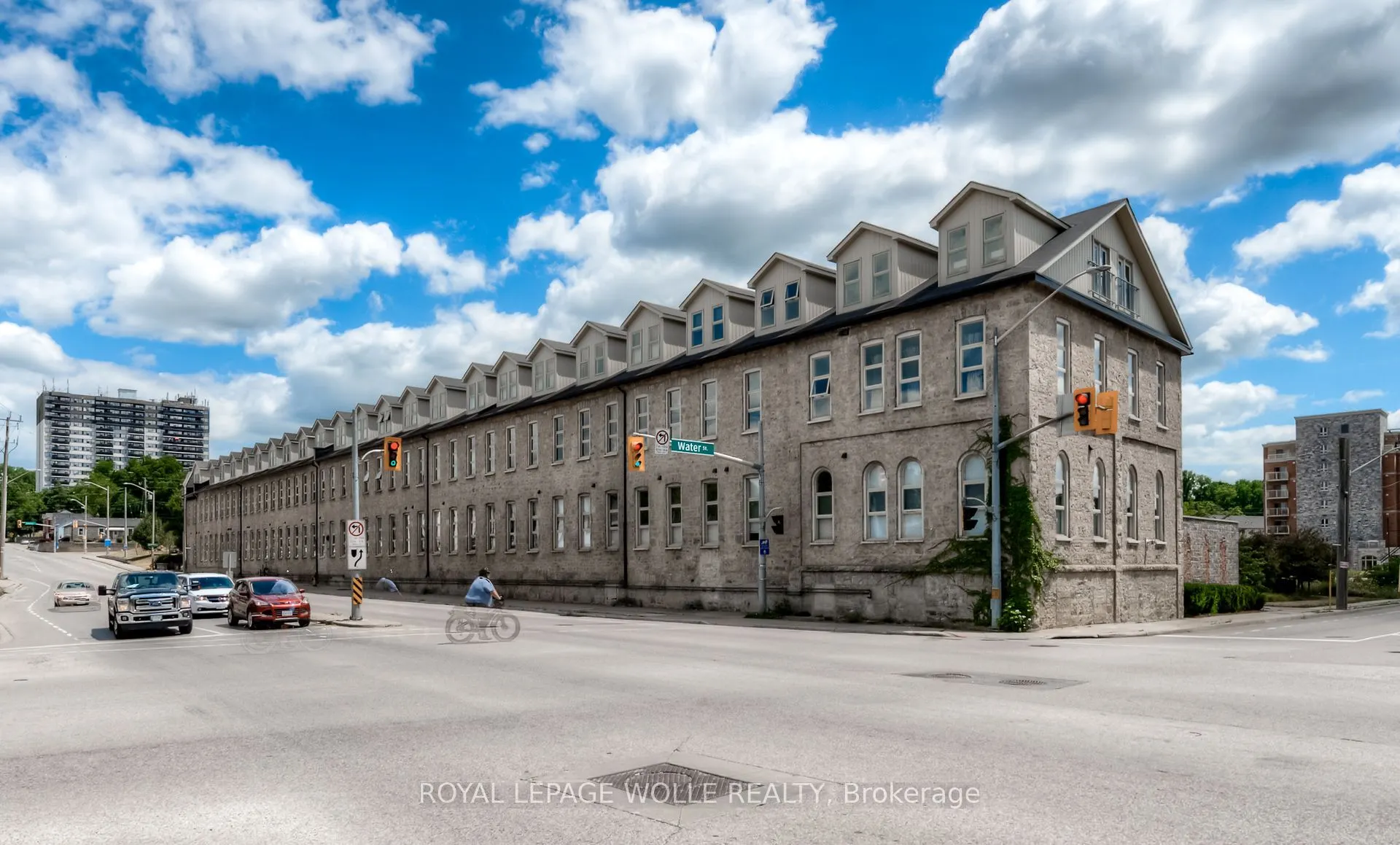 25 Concession Street #110