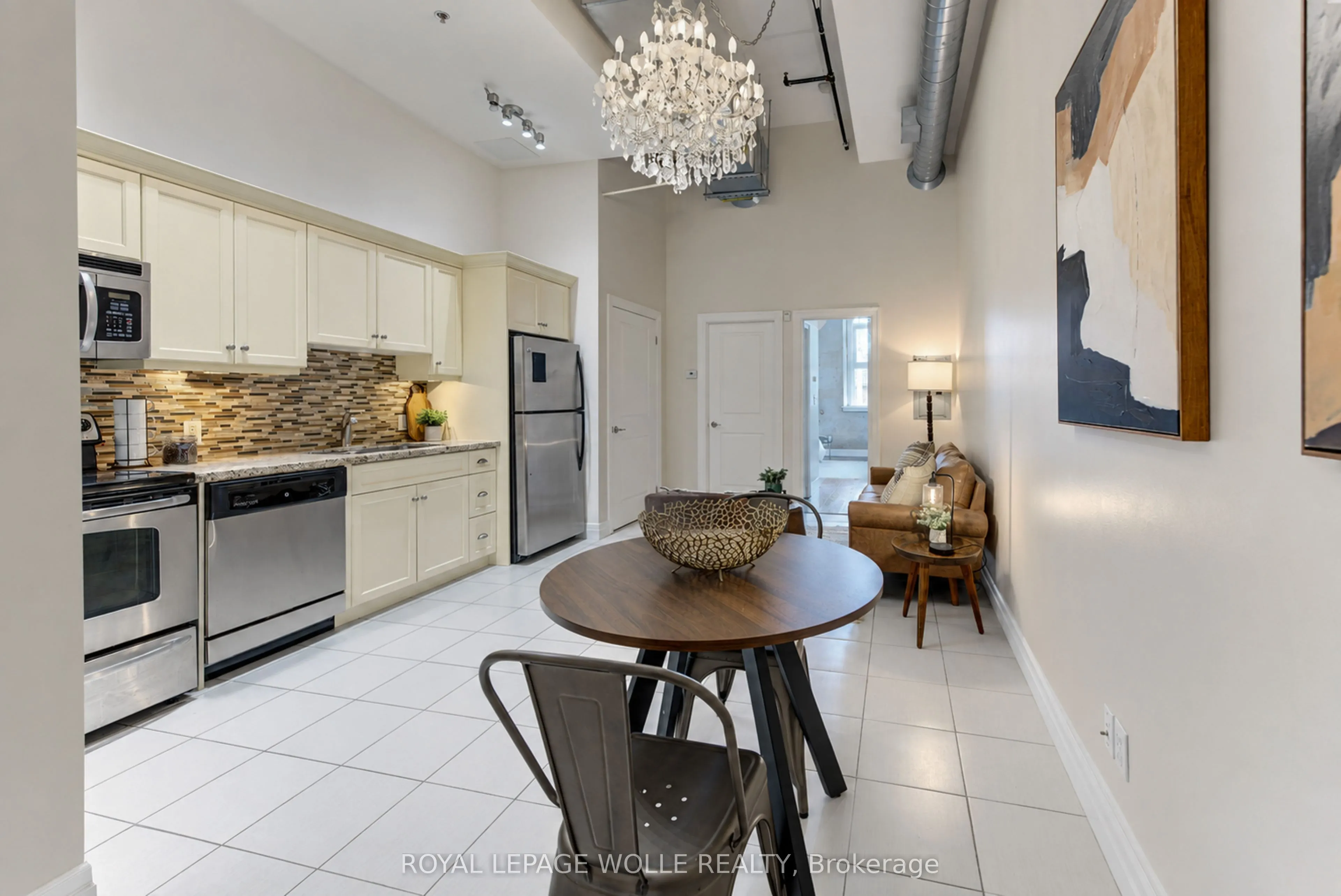 25 Concession Street #110