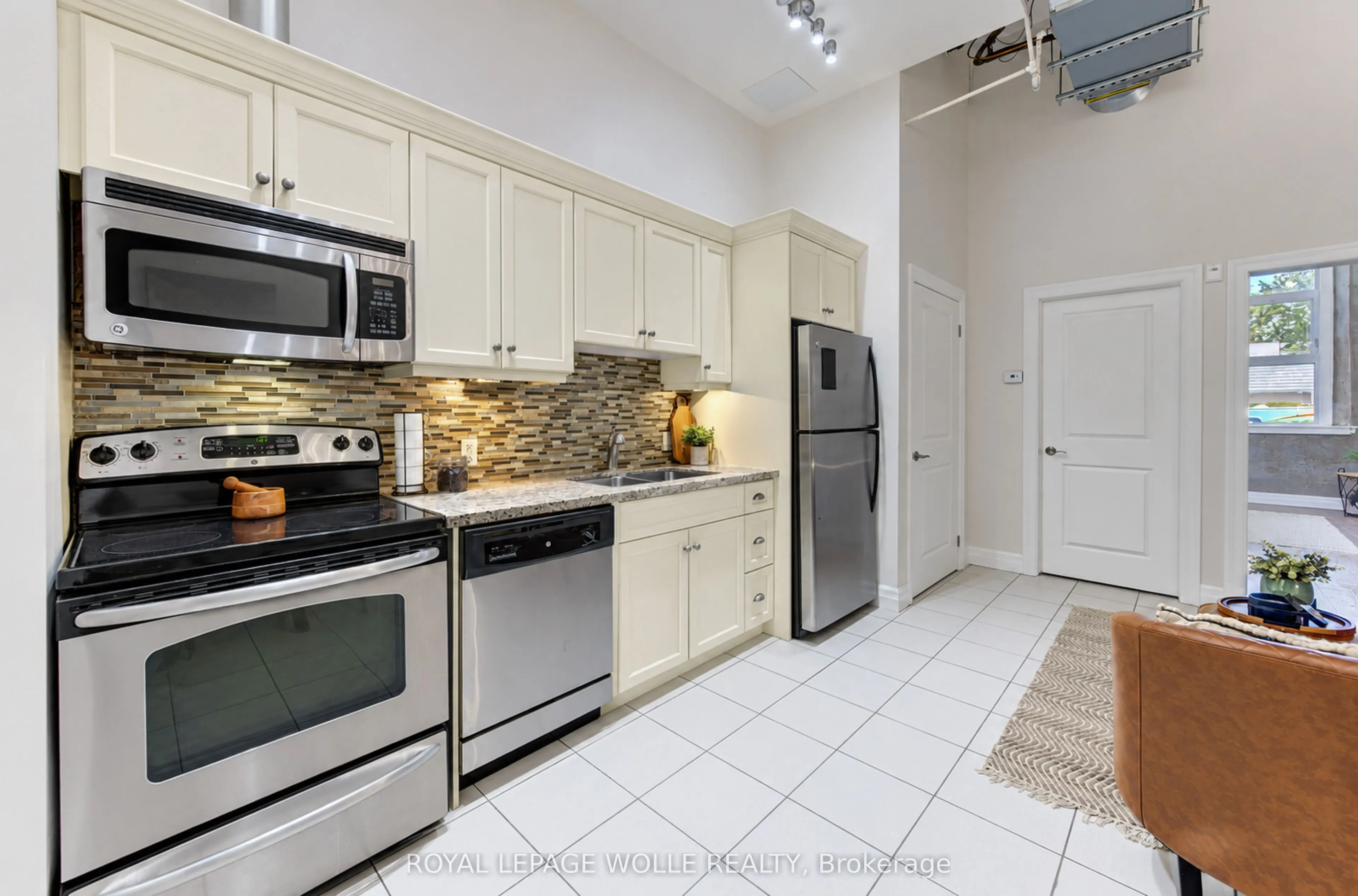25 Concession Street #110