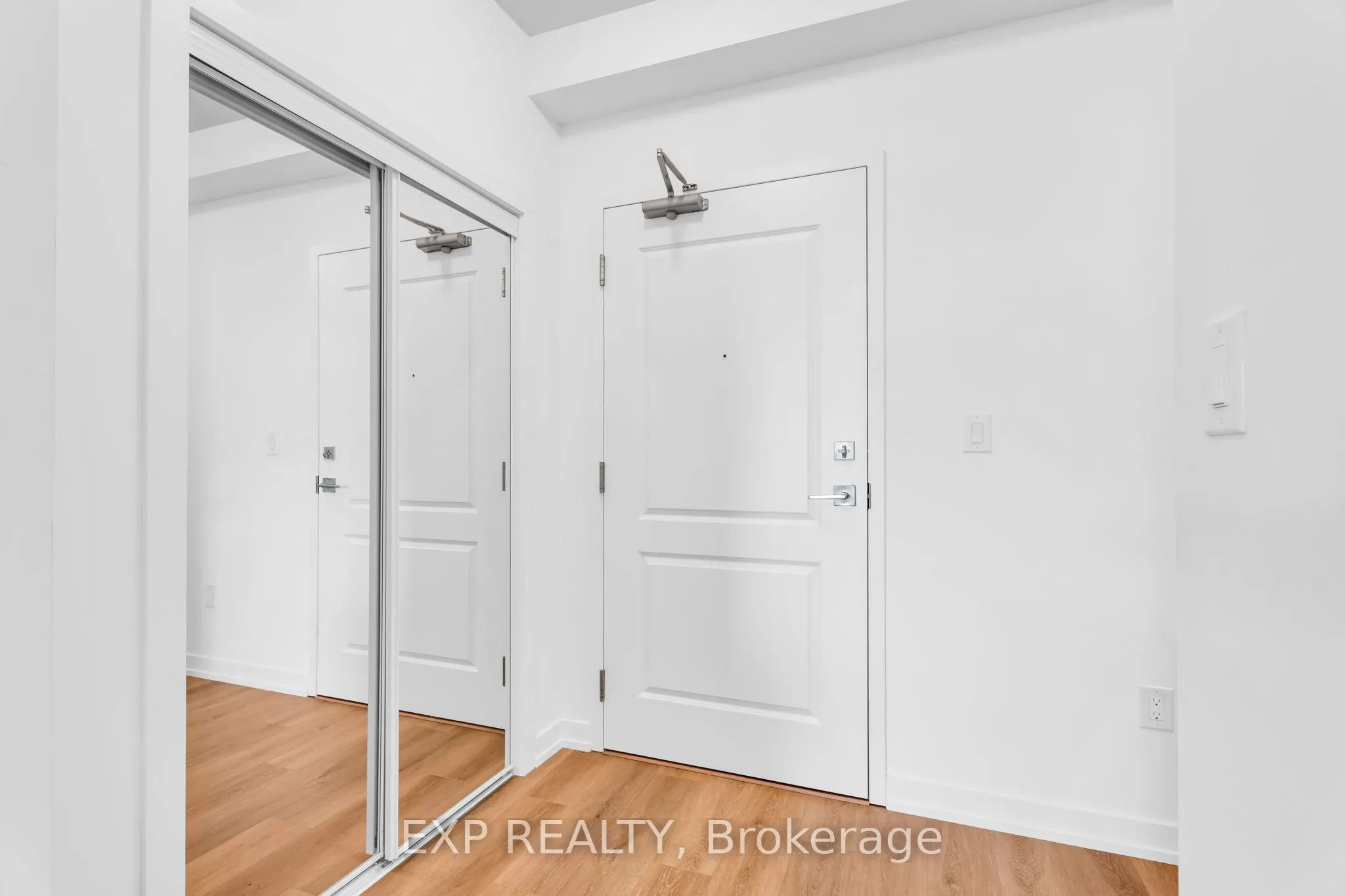450 Dundas Street East Street #711