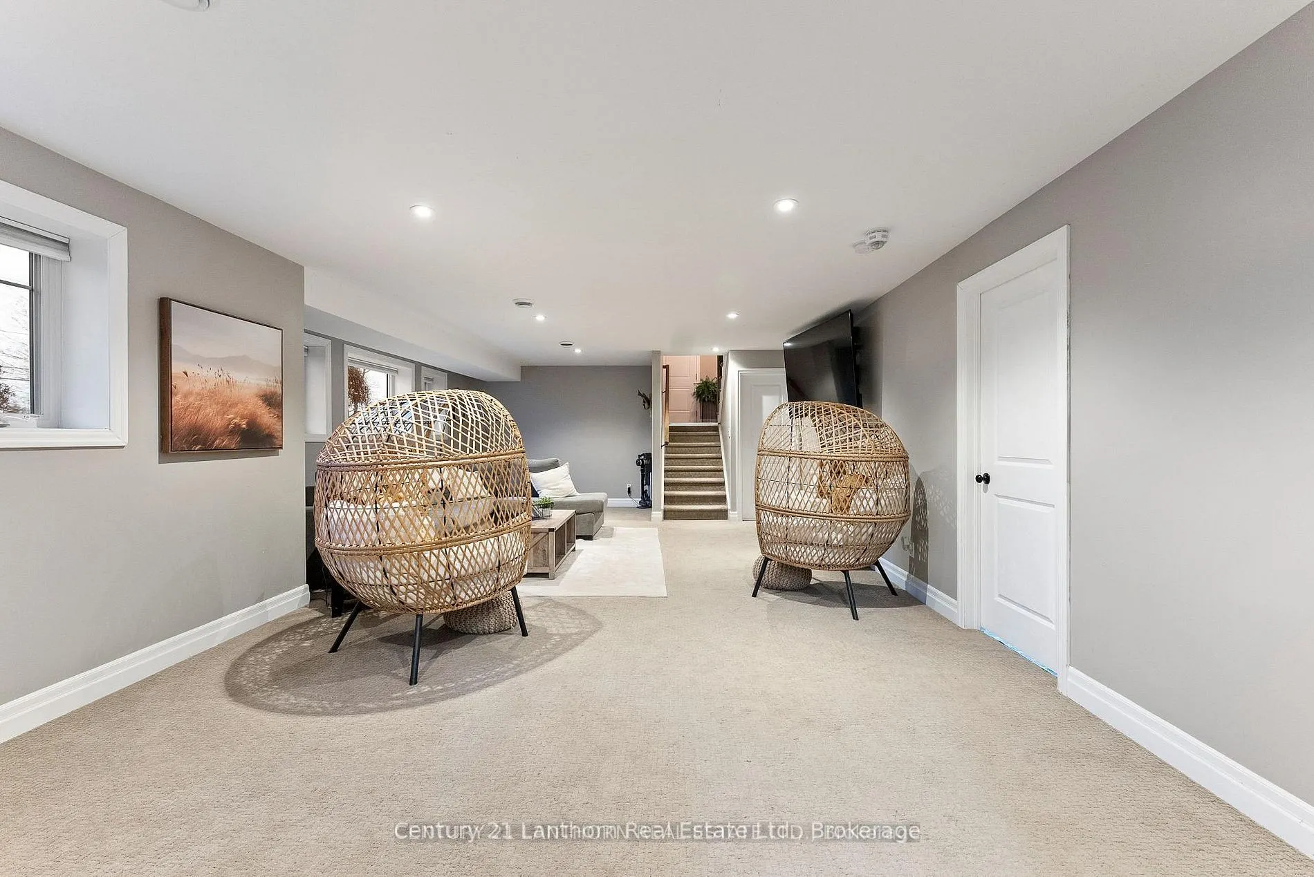 20846 Loyalist Parkway
