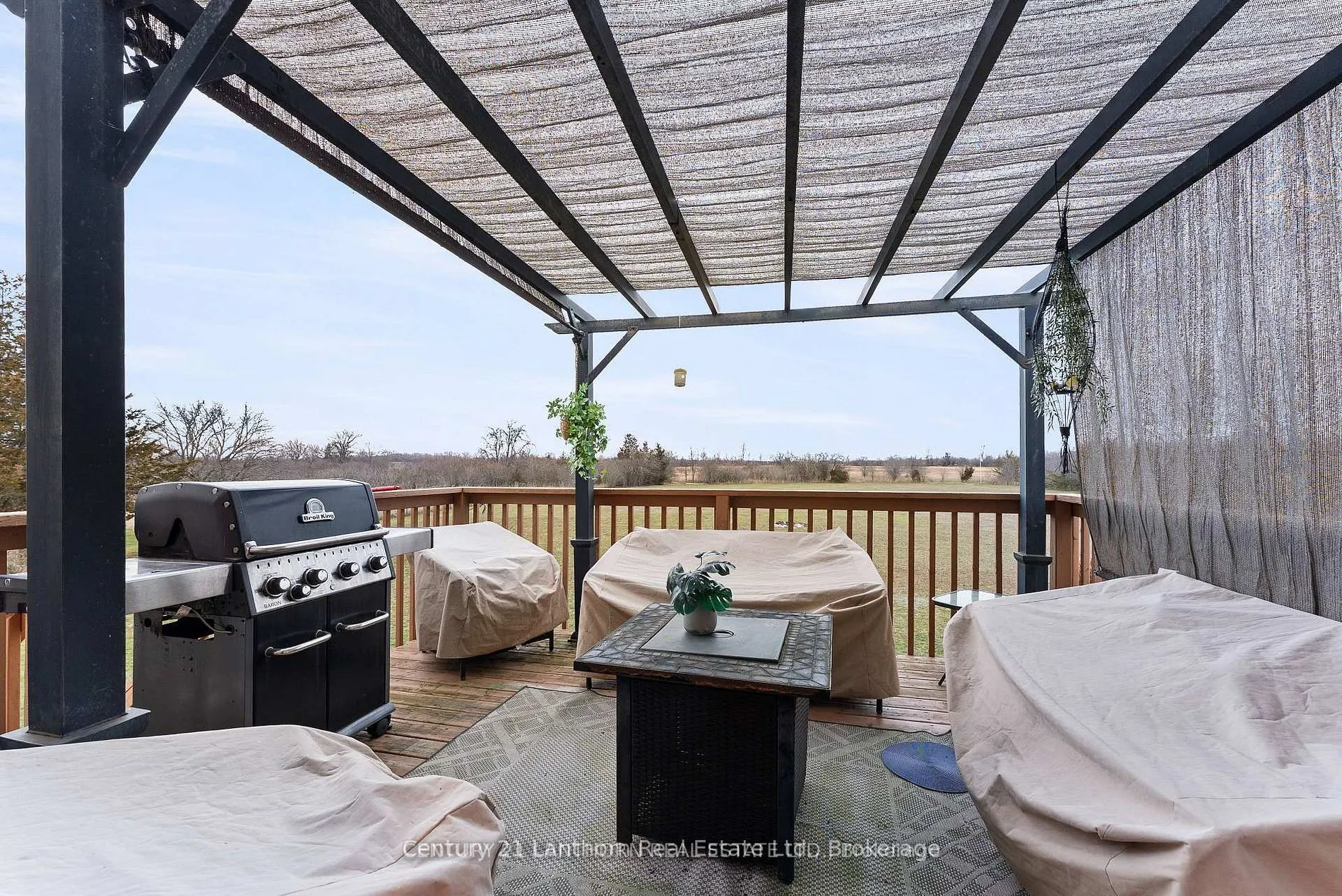 20846 Loyalist Parkway