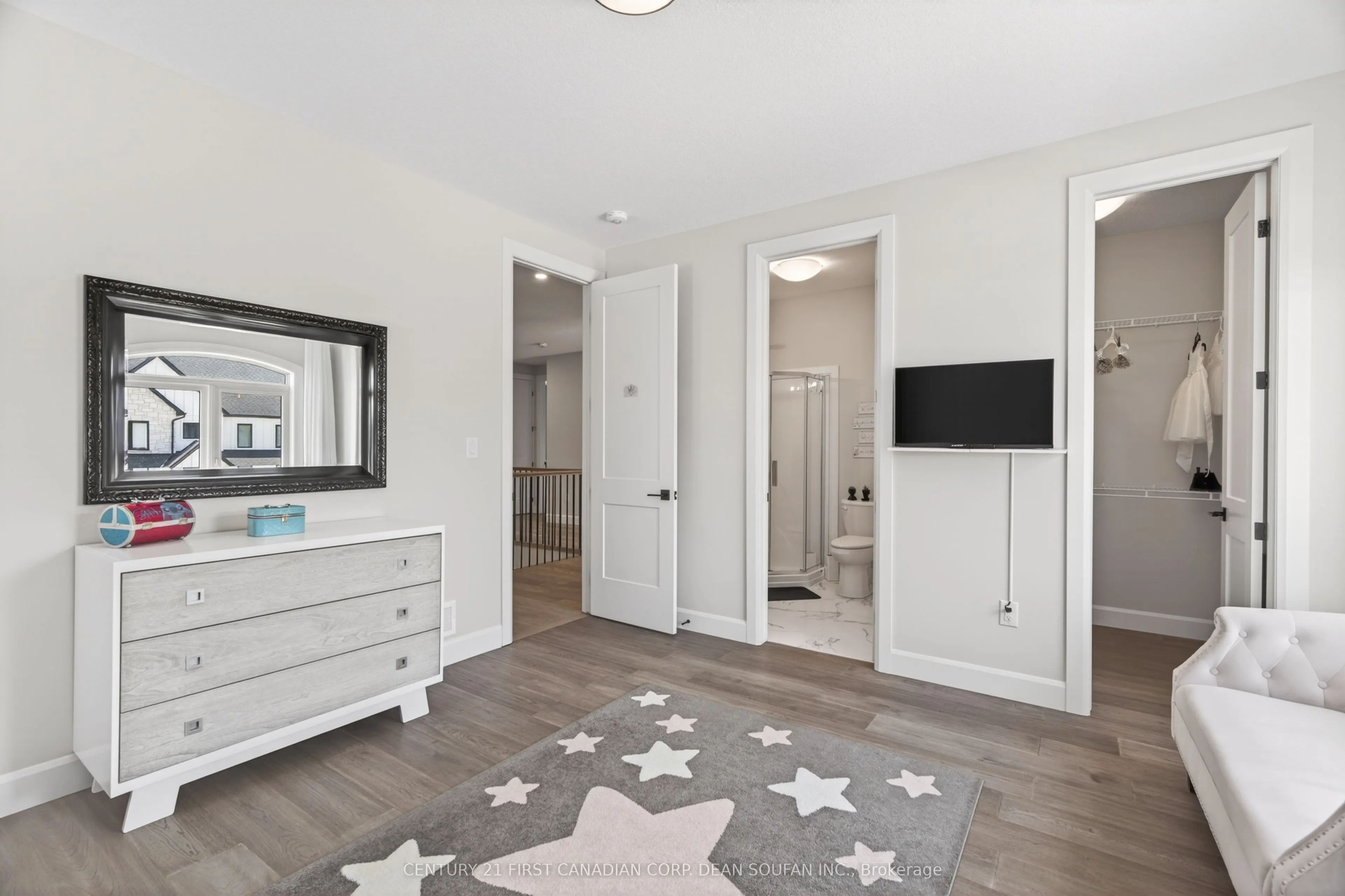 7251 Silver Creek Circle