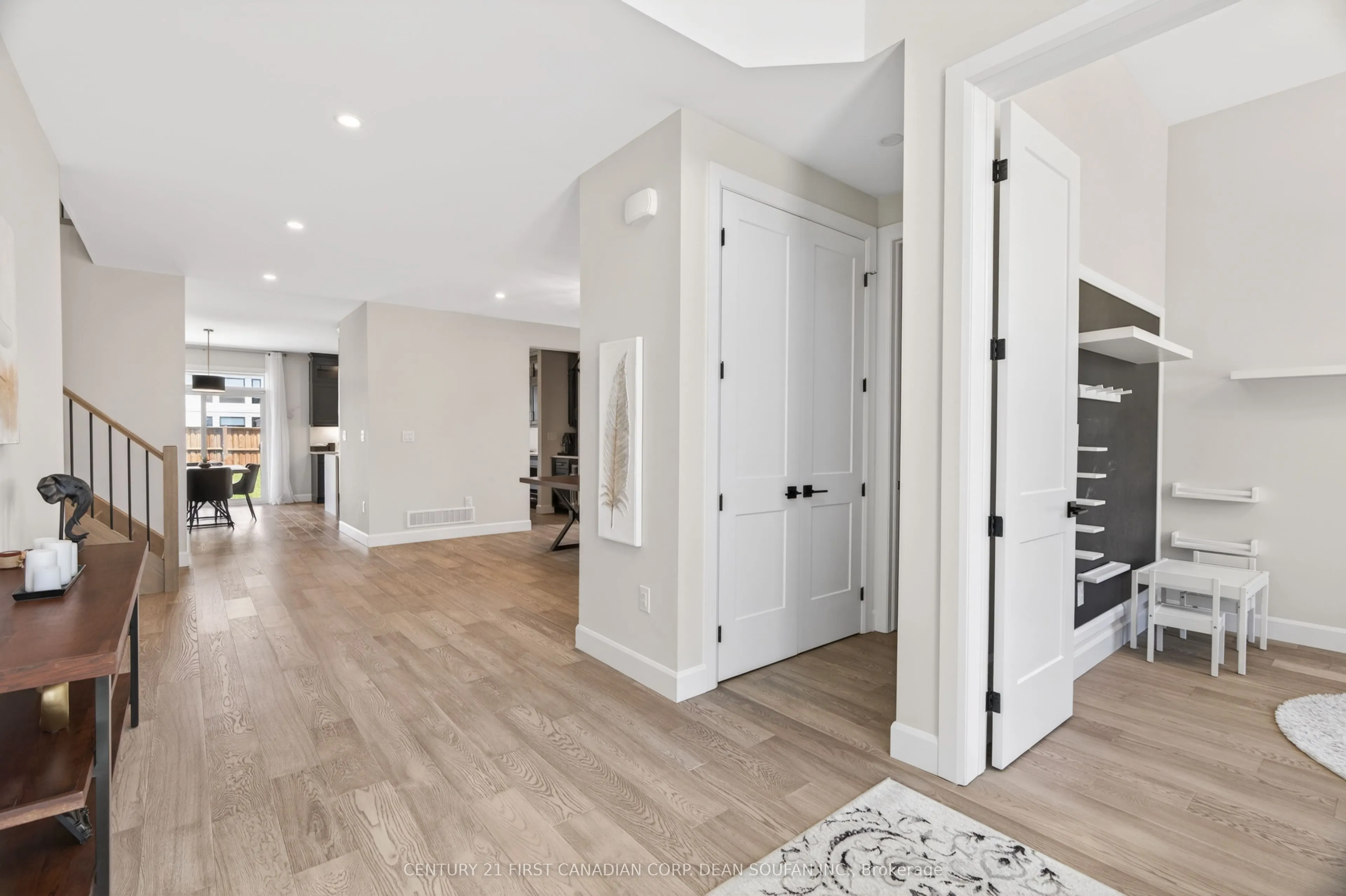 7251 Silver Creek Circle