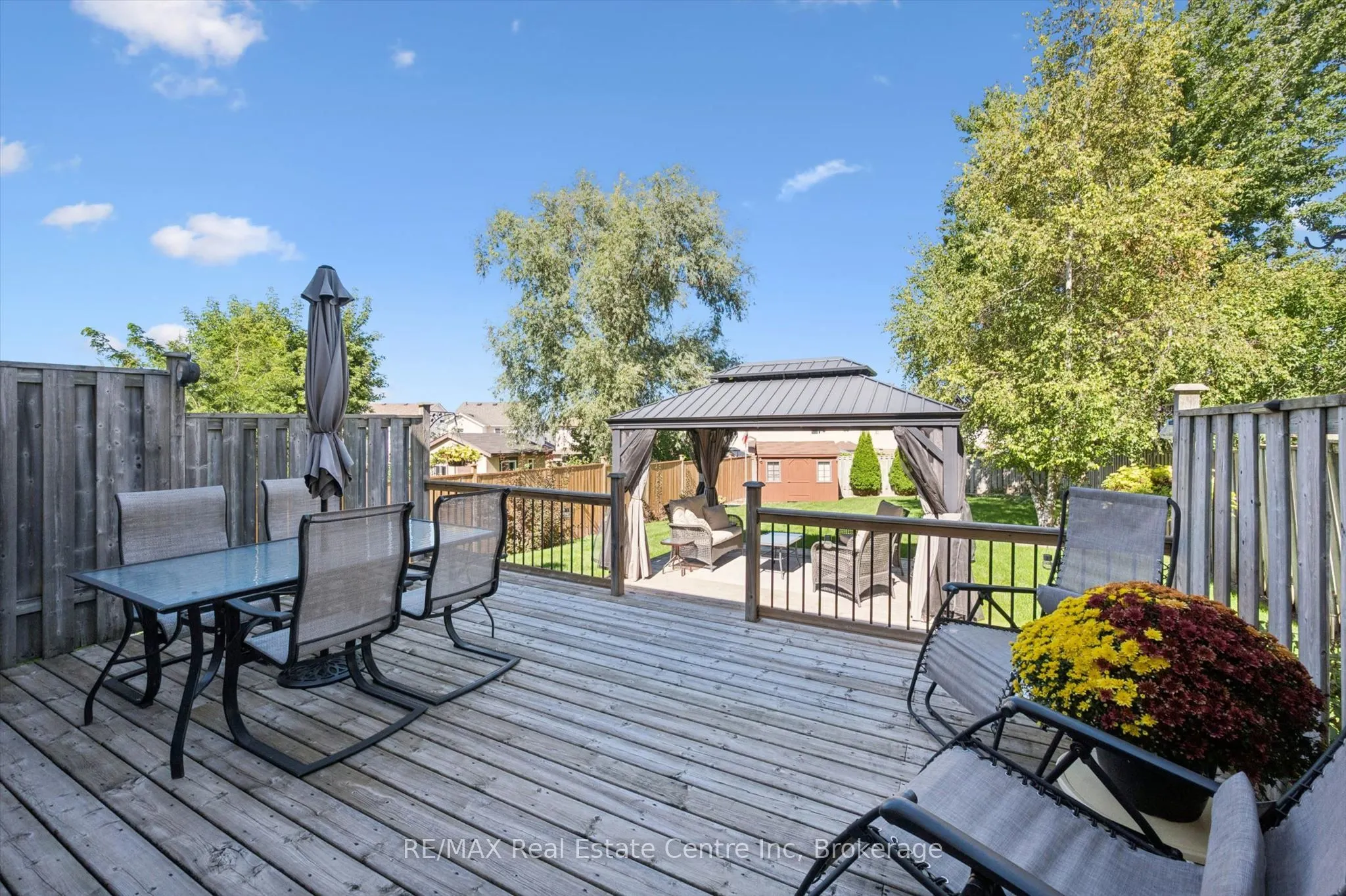 48 Abbeywood Crescent