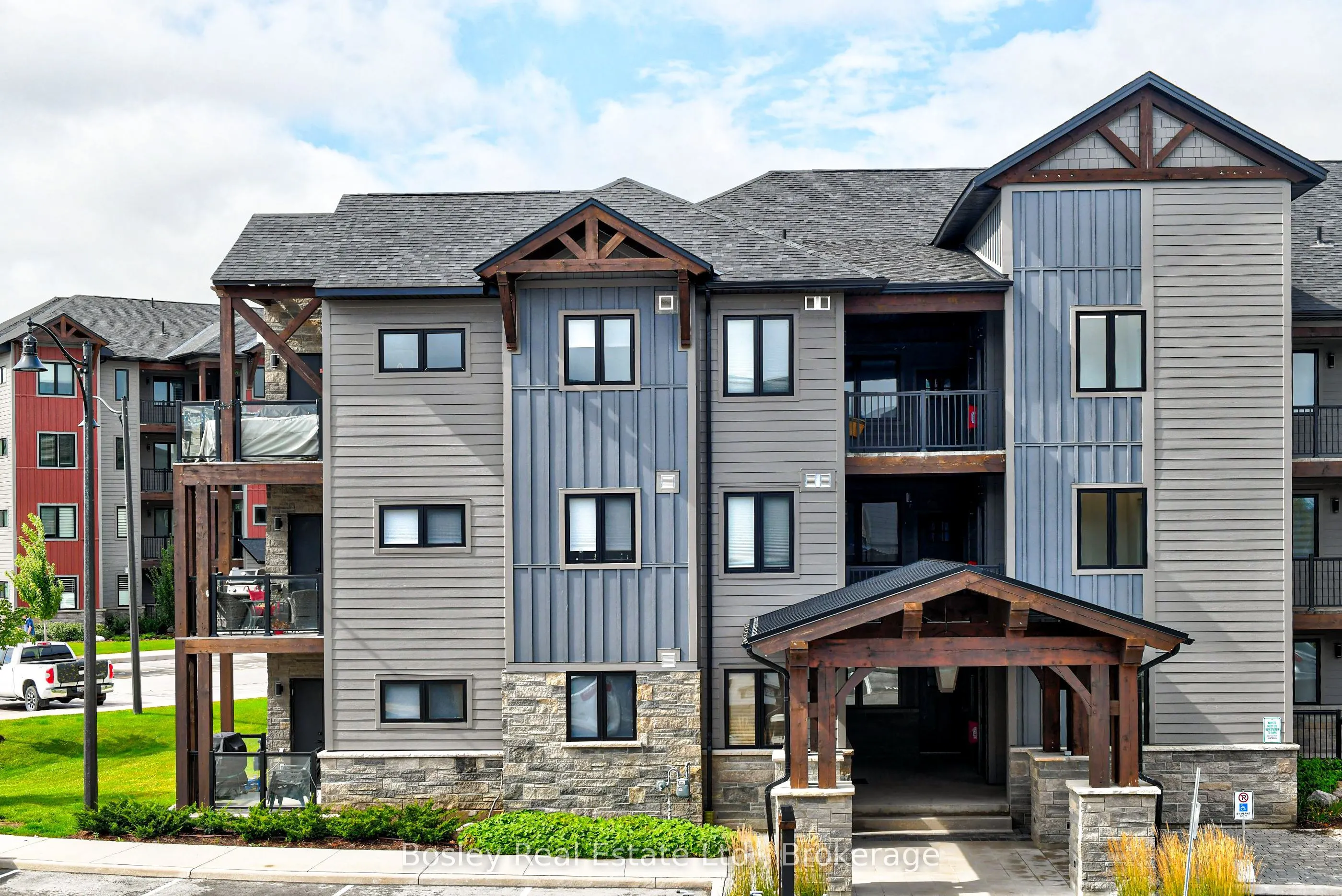 10 Beausoleil Lane #102