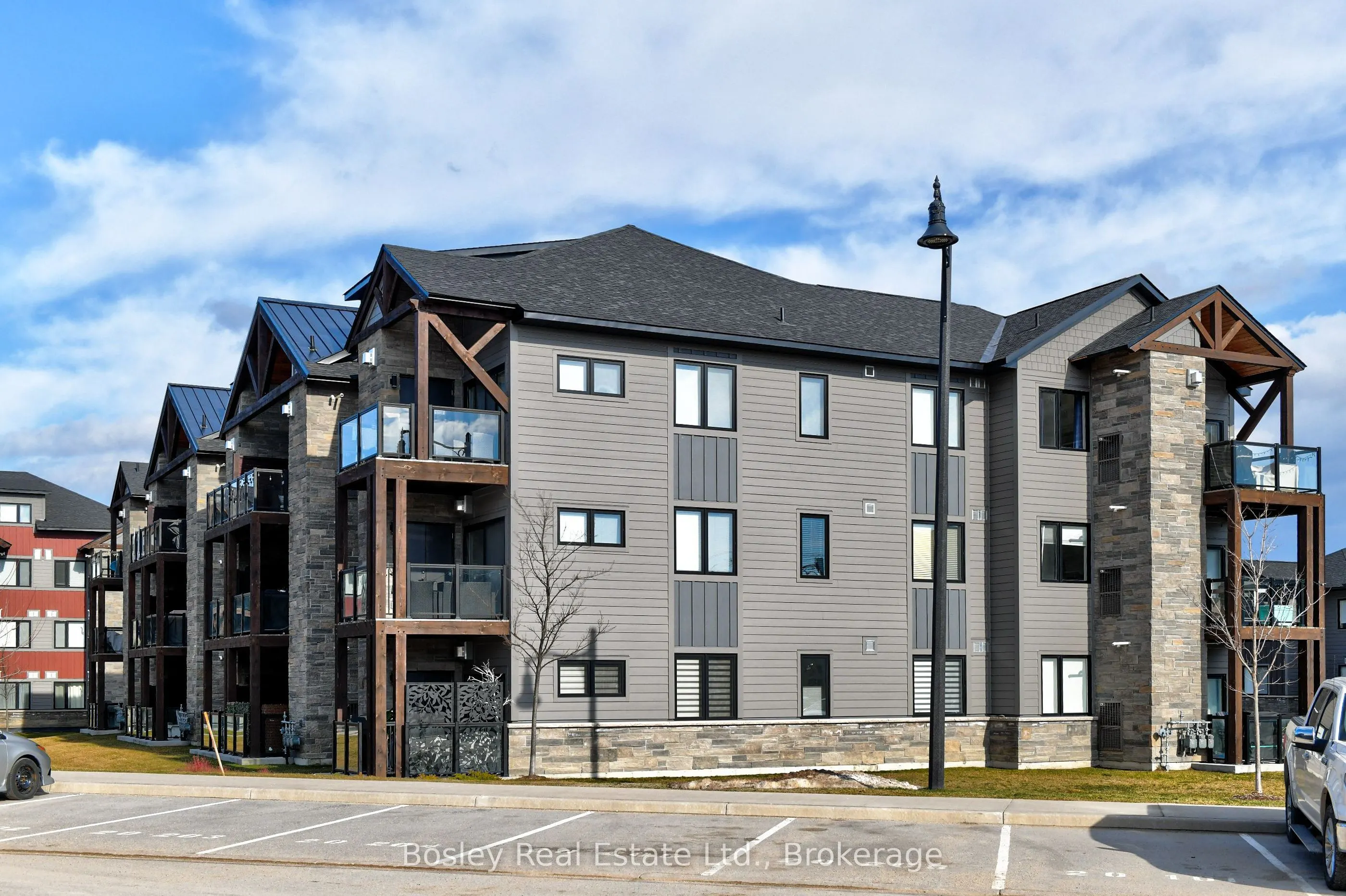 10 Beausoleil Lane #102