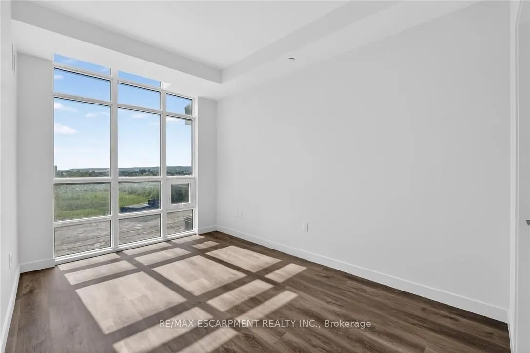 461 Green Road #606