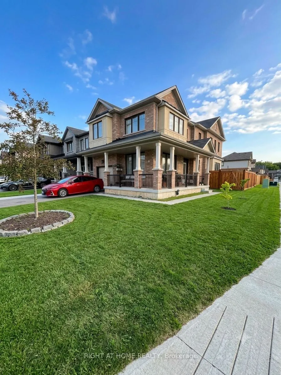 4 Cactus Crescent