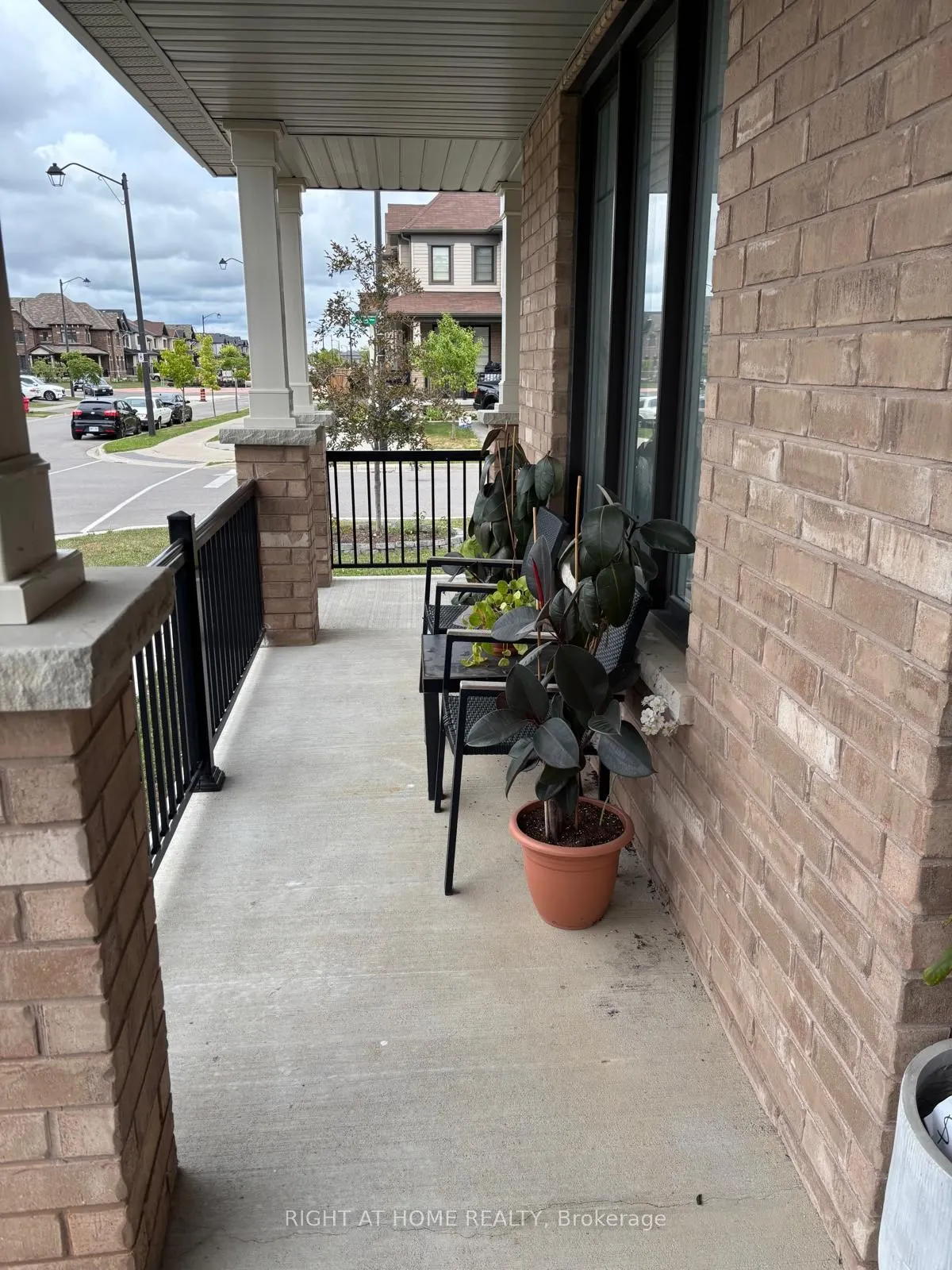4 Cactus Crescent