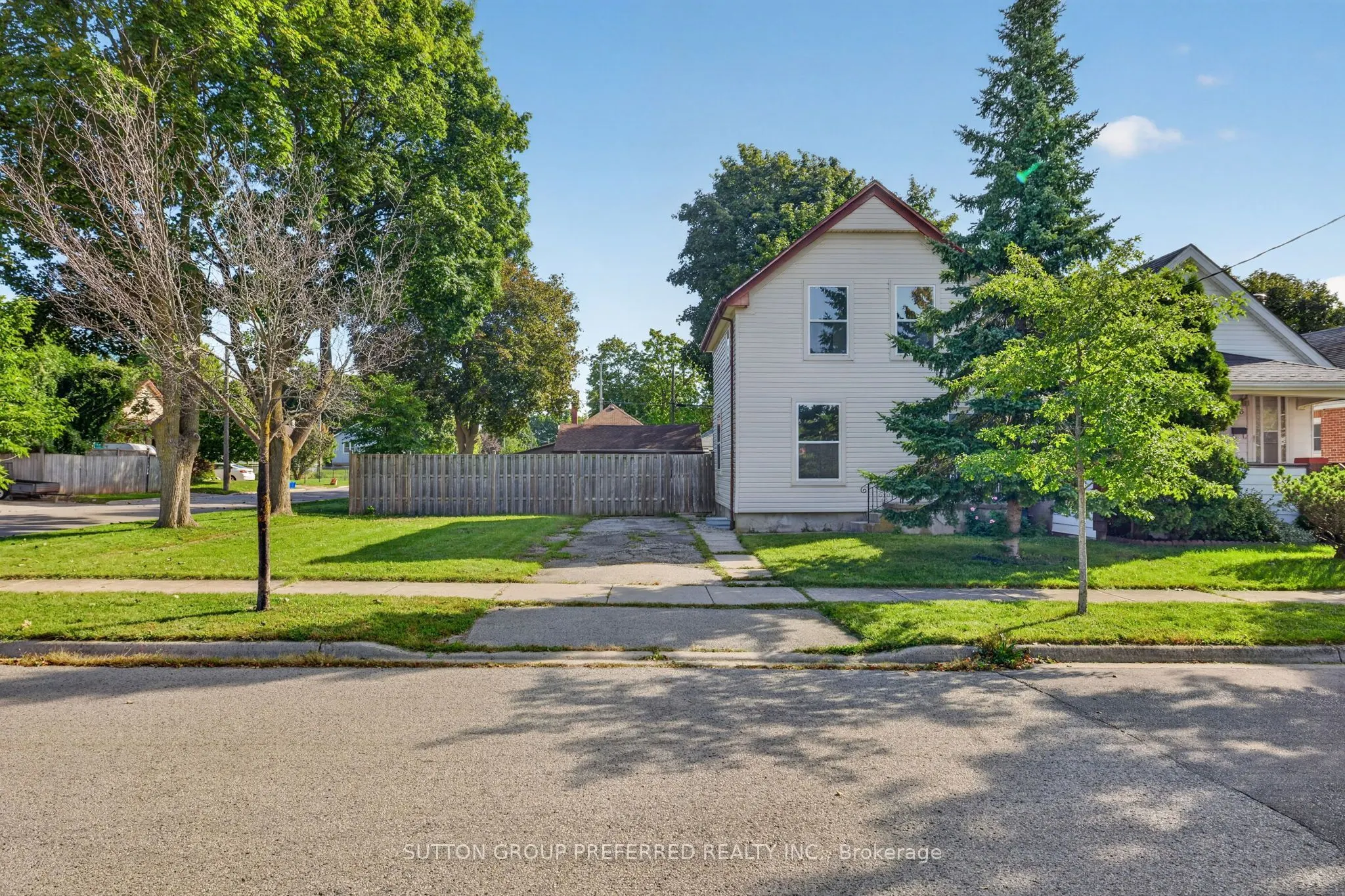 118 Delaware Street