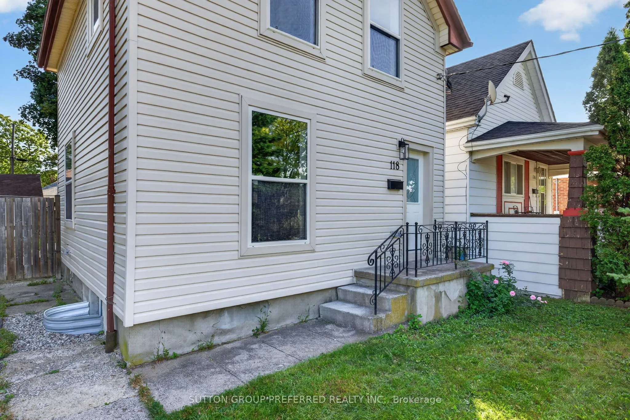 118 Delaware Street