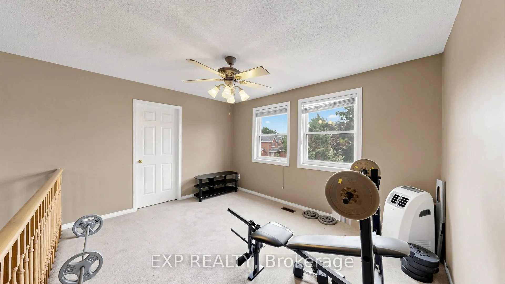 28 Hurlbut Place