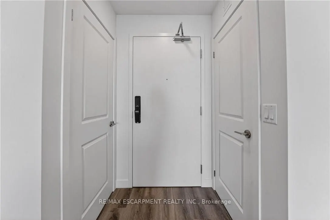 461 Green Road #304