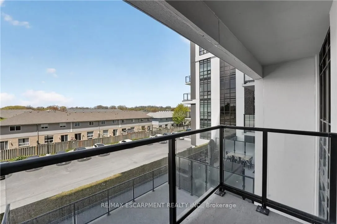 461 Green Road #304
