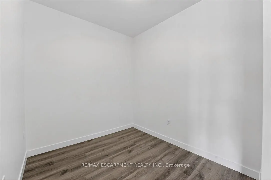 461 Green Road #304