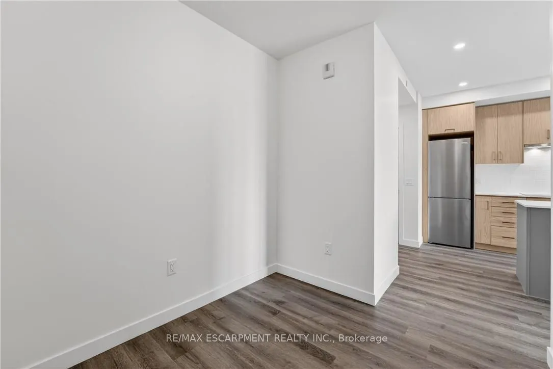 461 Green Road #304