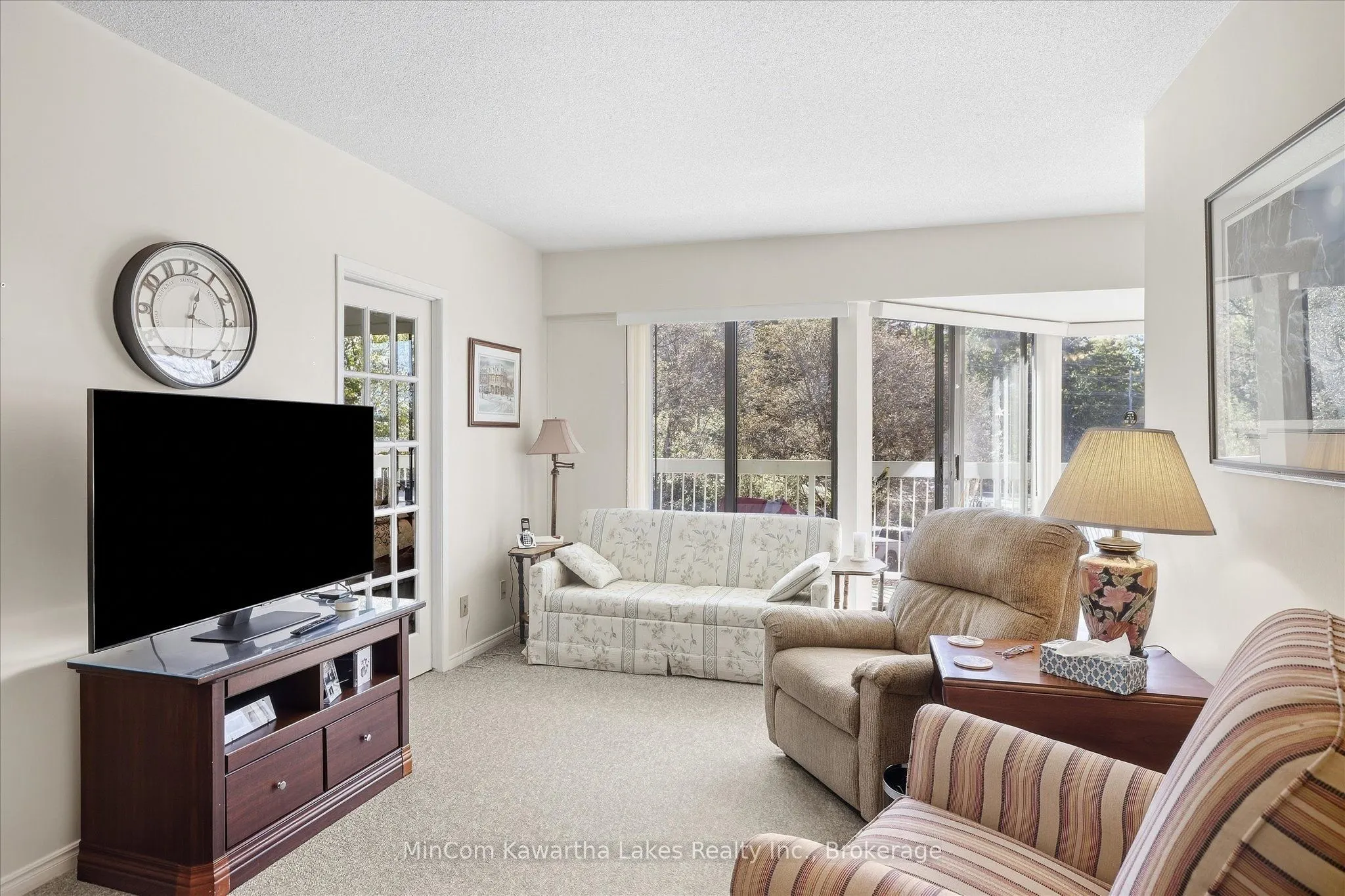 40 Auburn Street #207