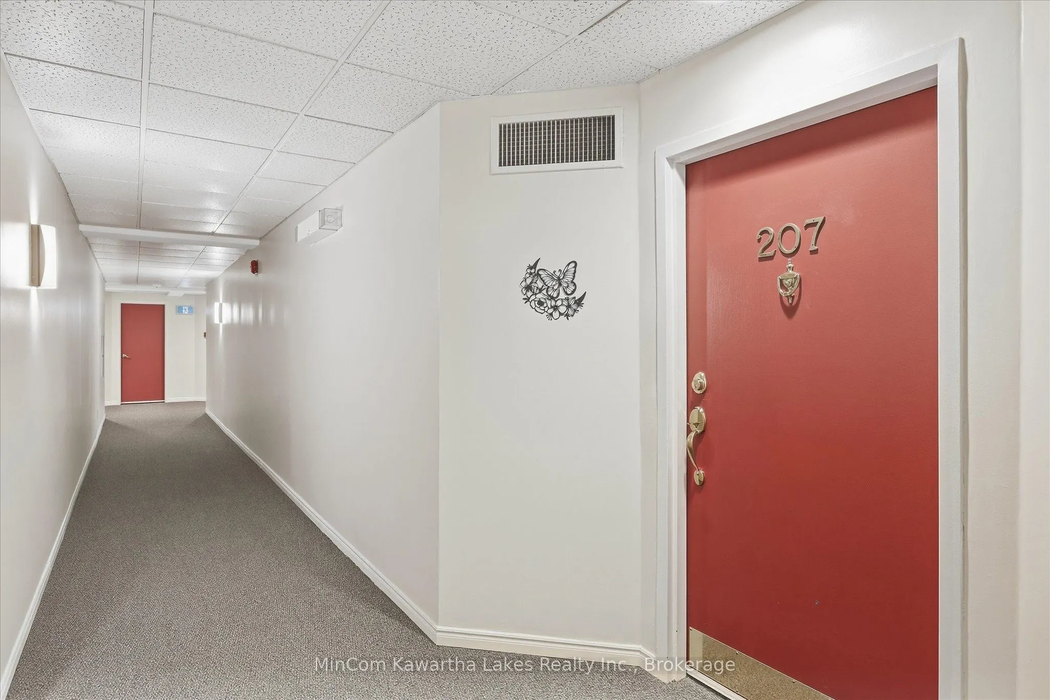 40 Auburn Street #207