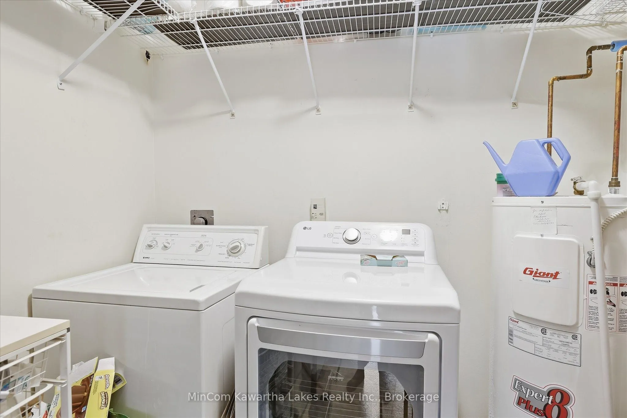 40 Auburn Street #207