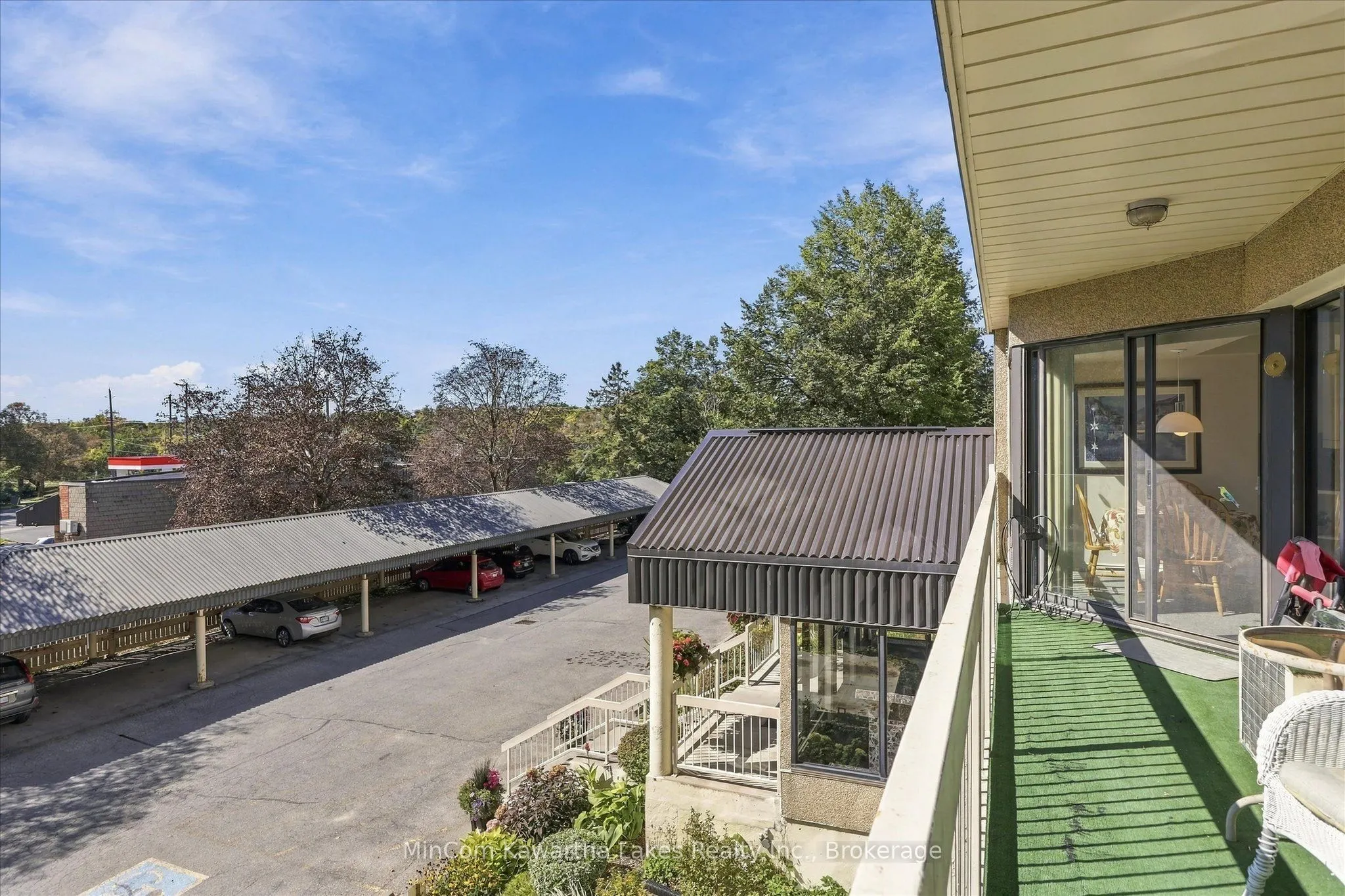40 Auburn Street #207