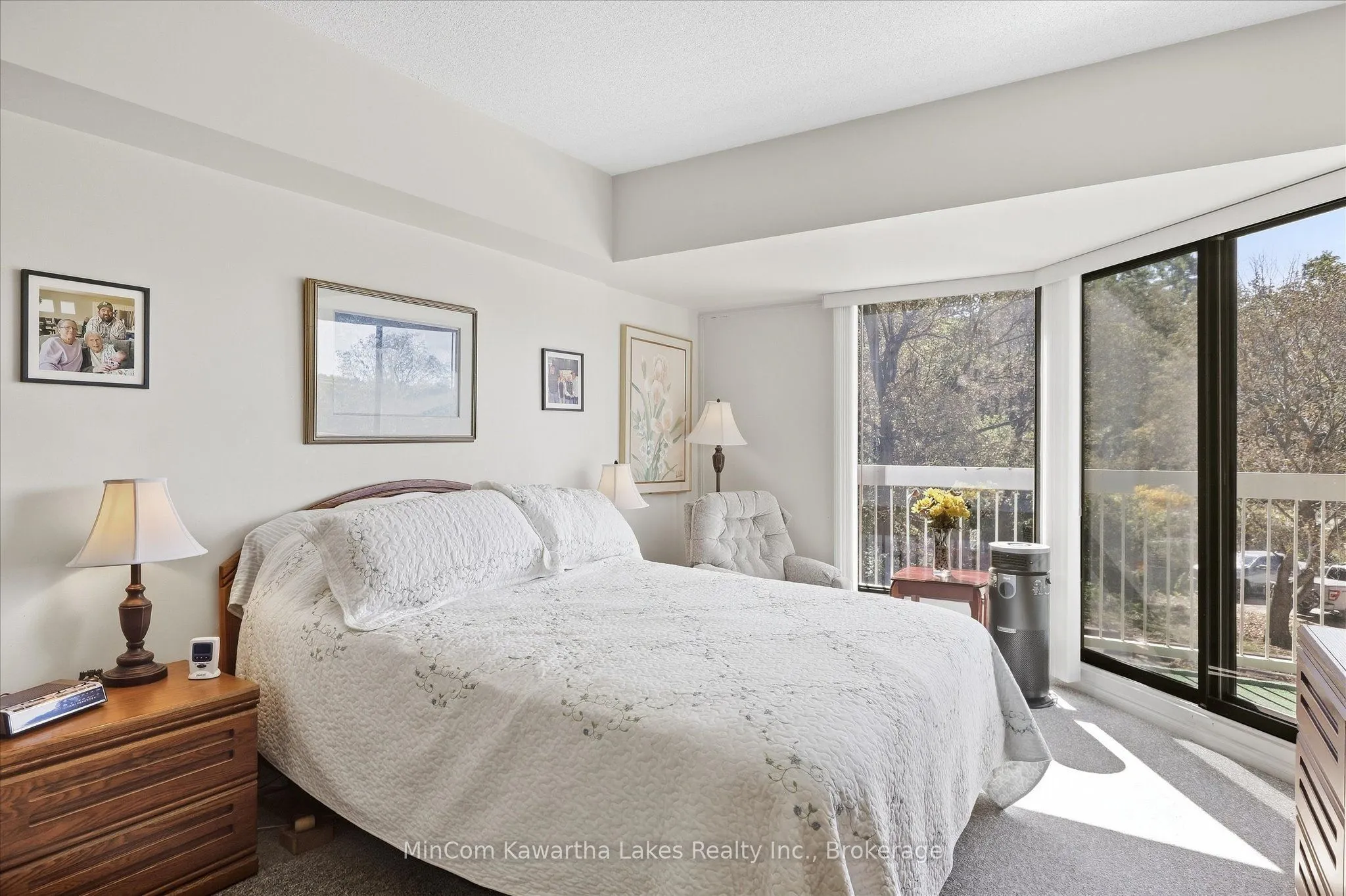 40 Auburn Street #207