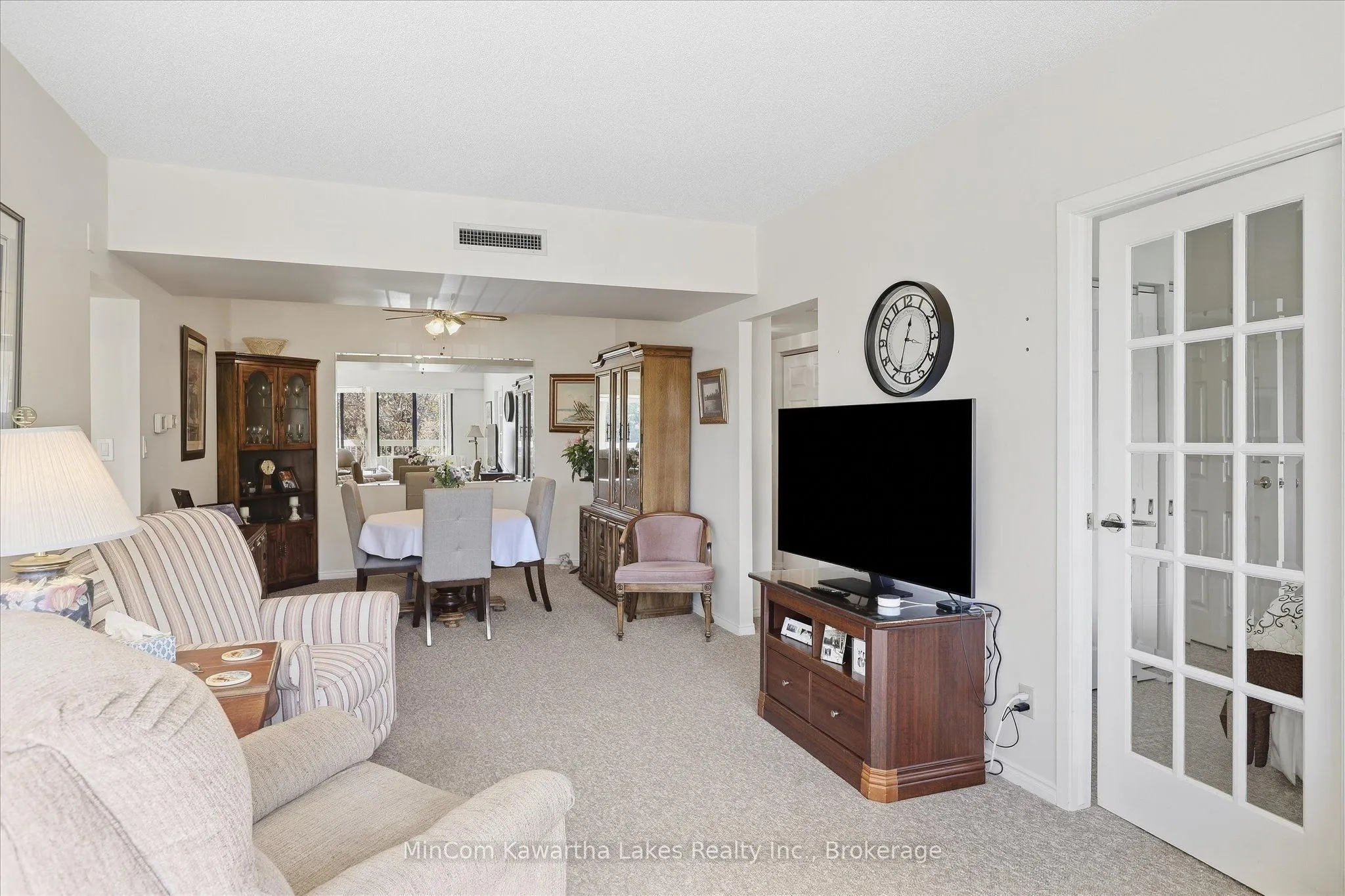 40 Auburn Street #207