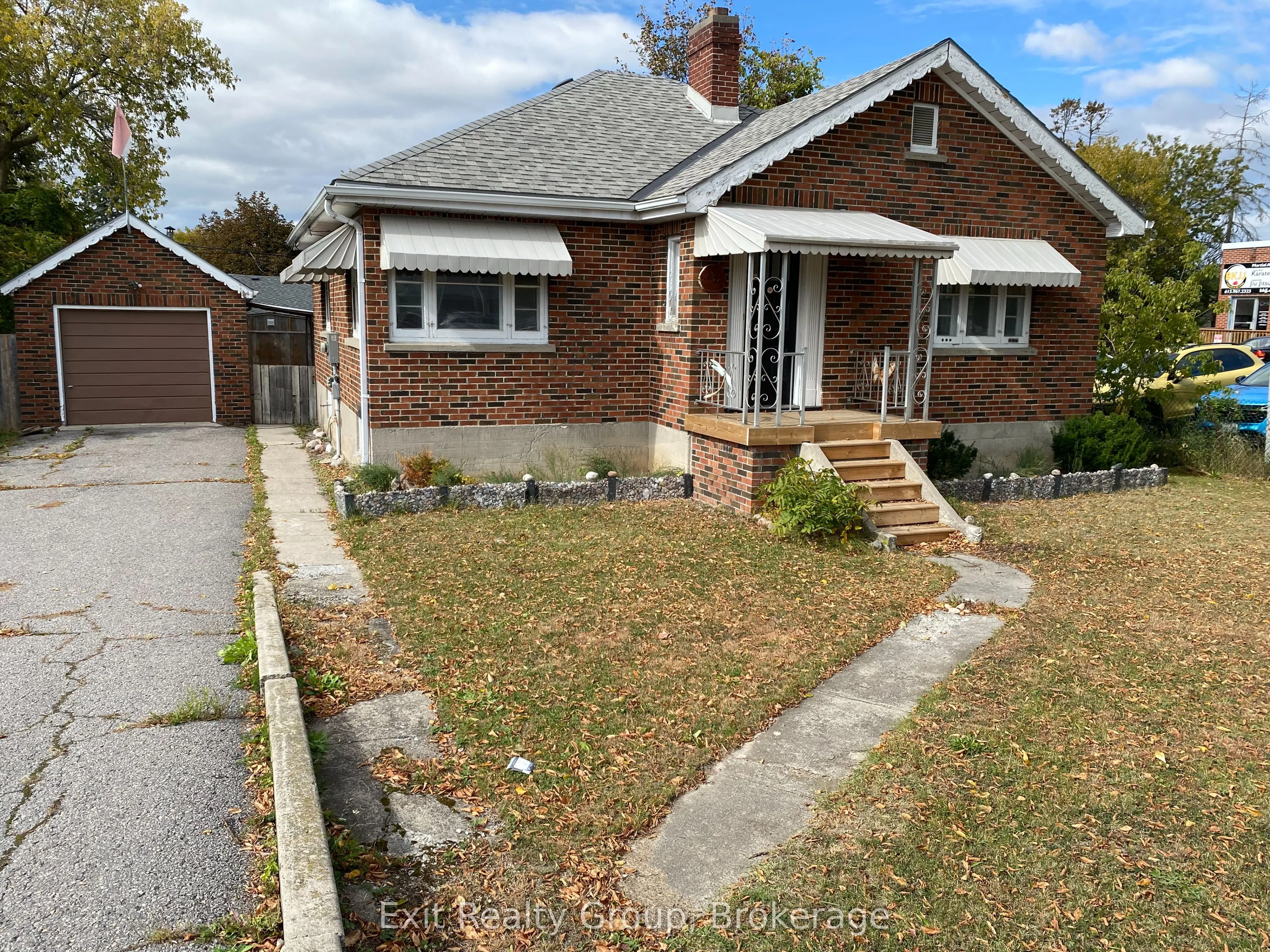 236 North Front Street
