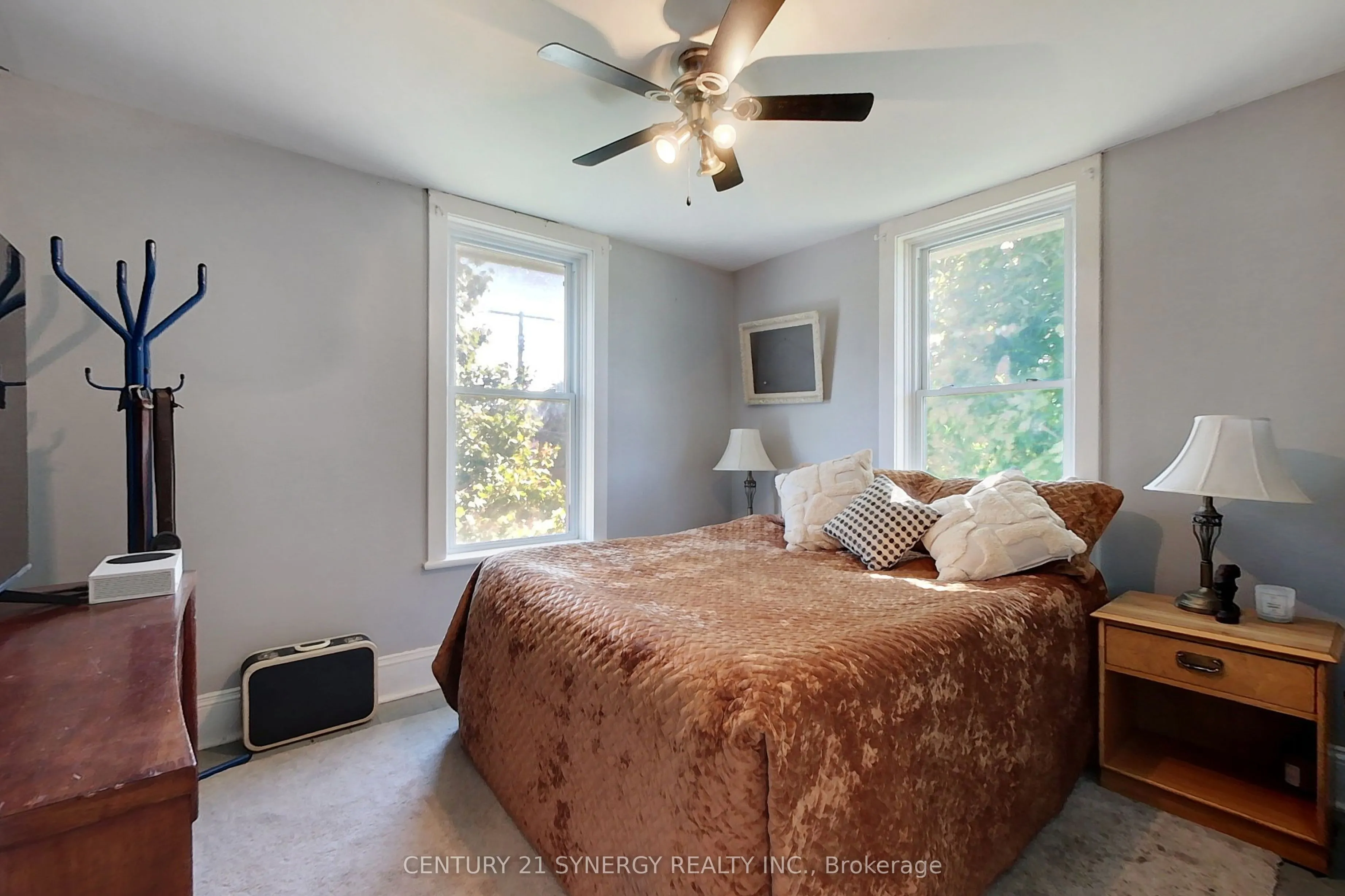 35 Norma Street S