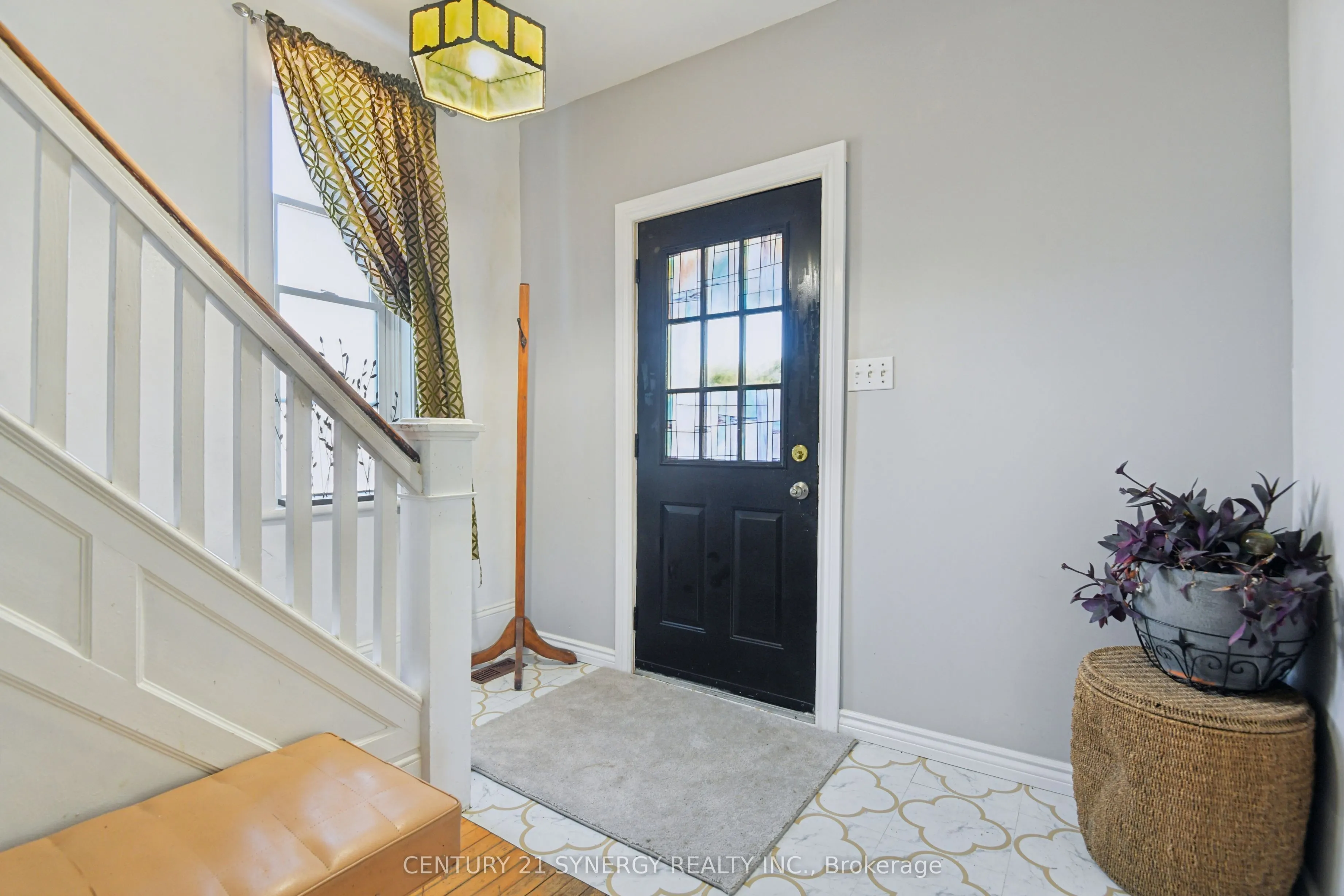 35 Norma Street S